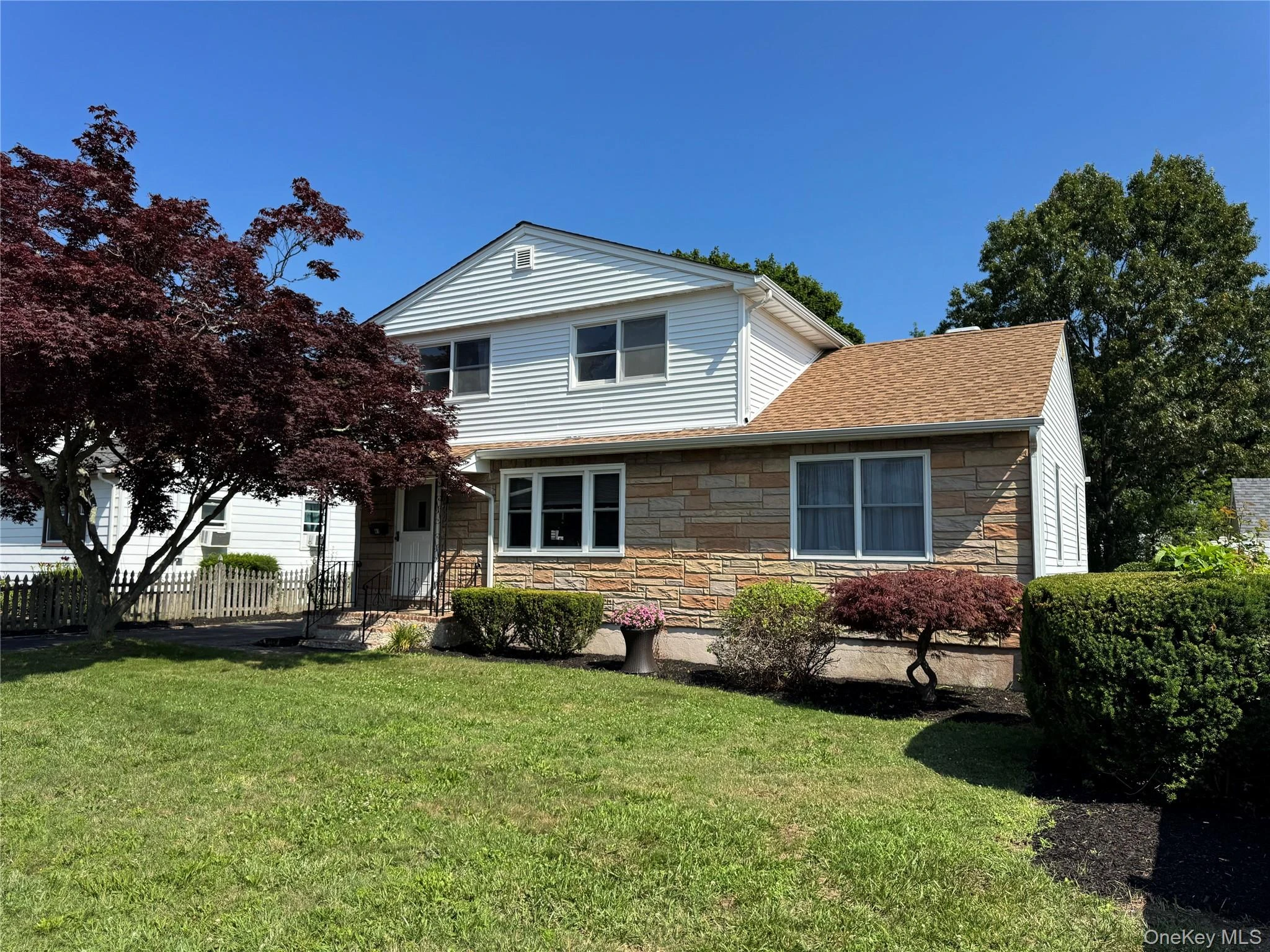 Photograph of 41 Mohawk Drive