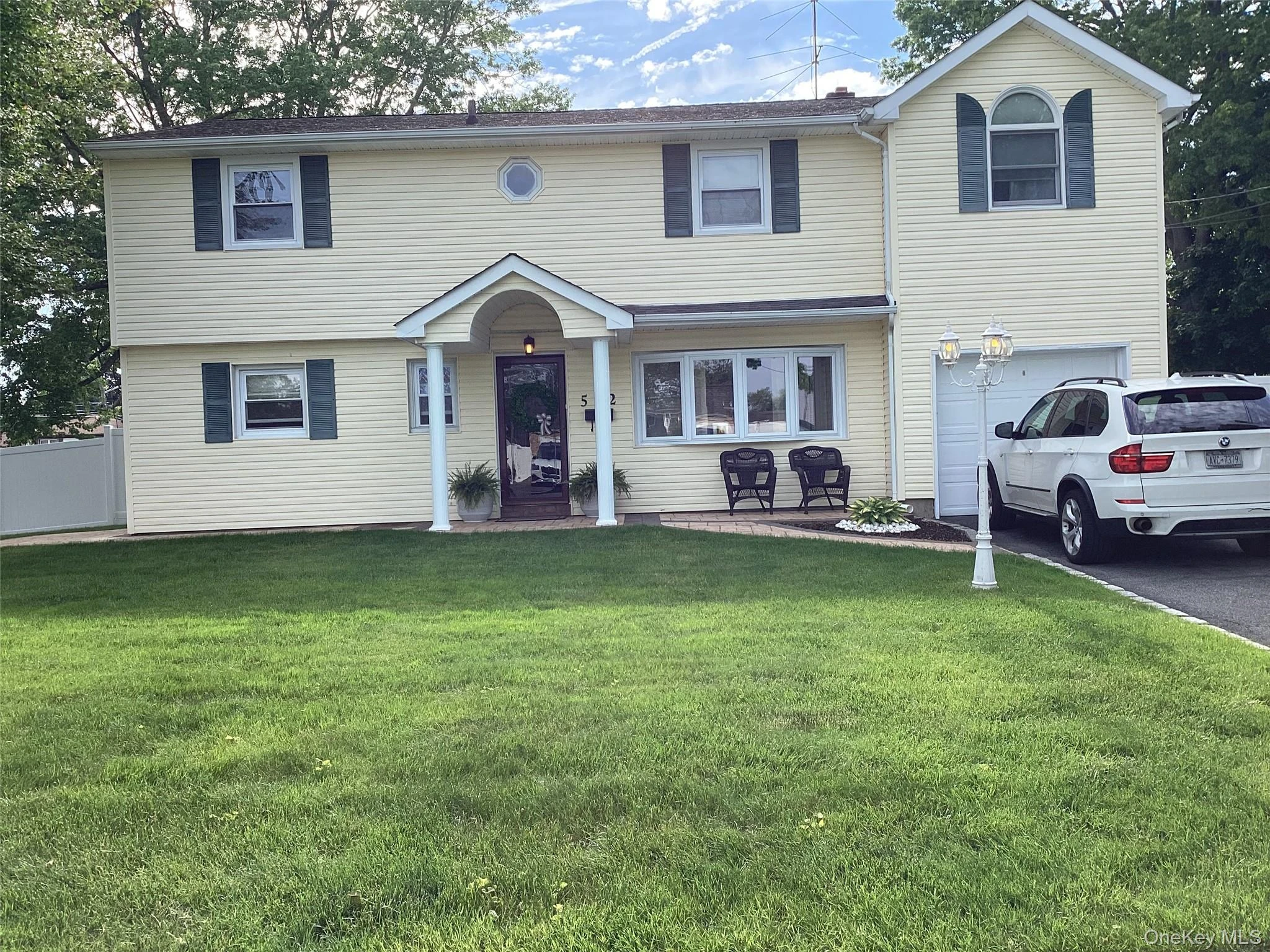 Photograph of 512 Fenimore Avenue