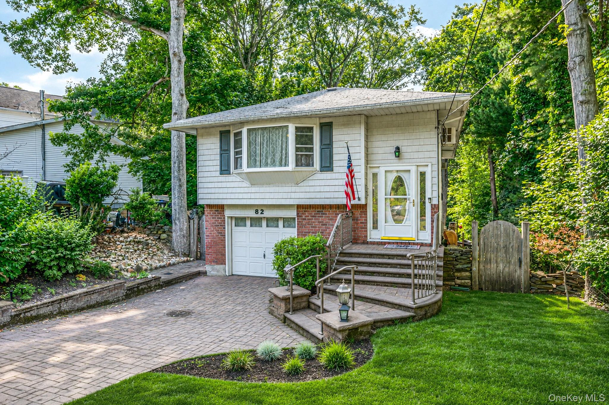 Photograph of 82 Sheppard Lane