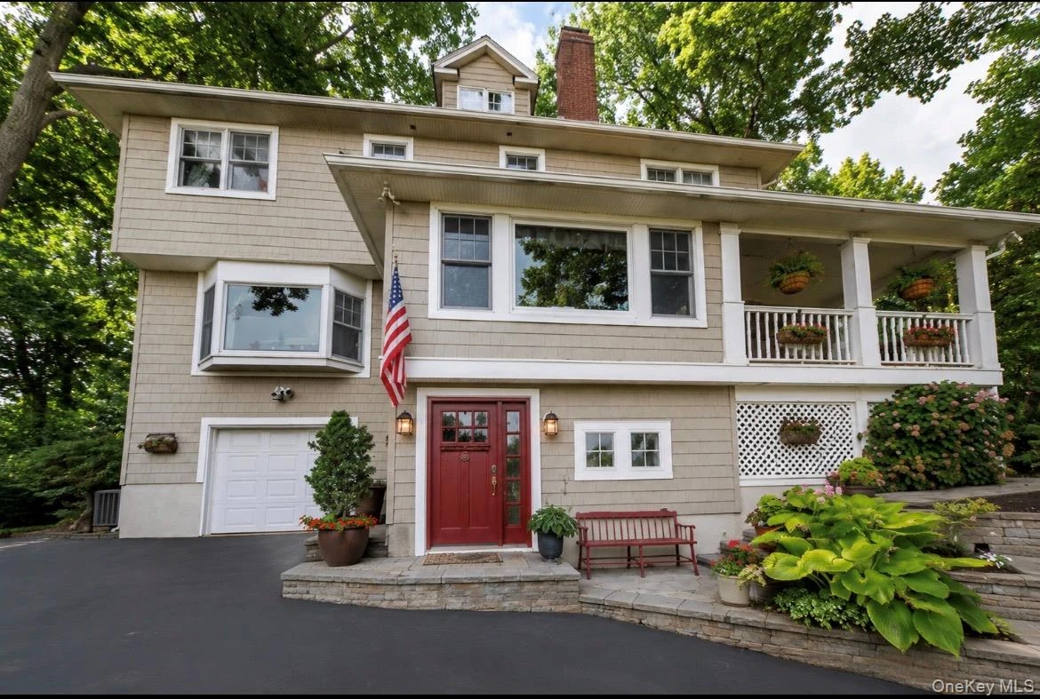 Photograph of 5 Harborview Lane