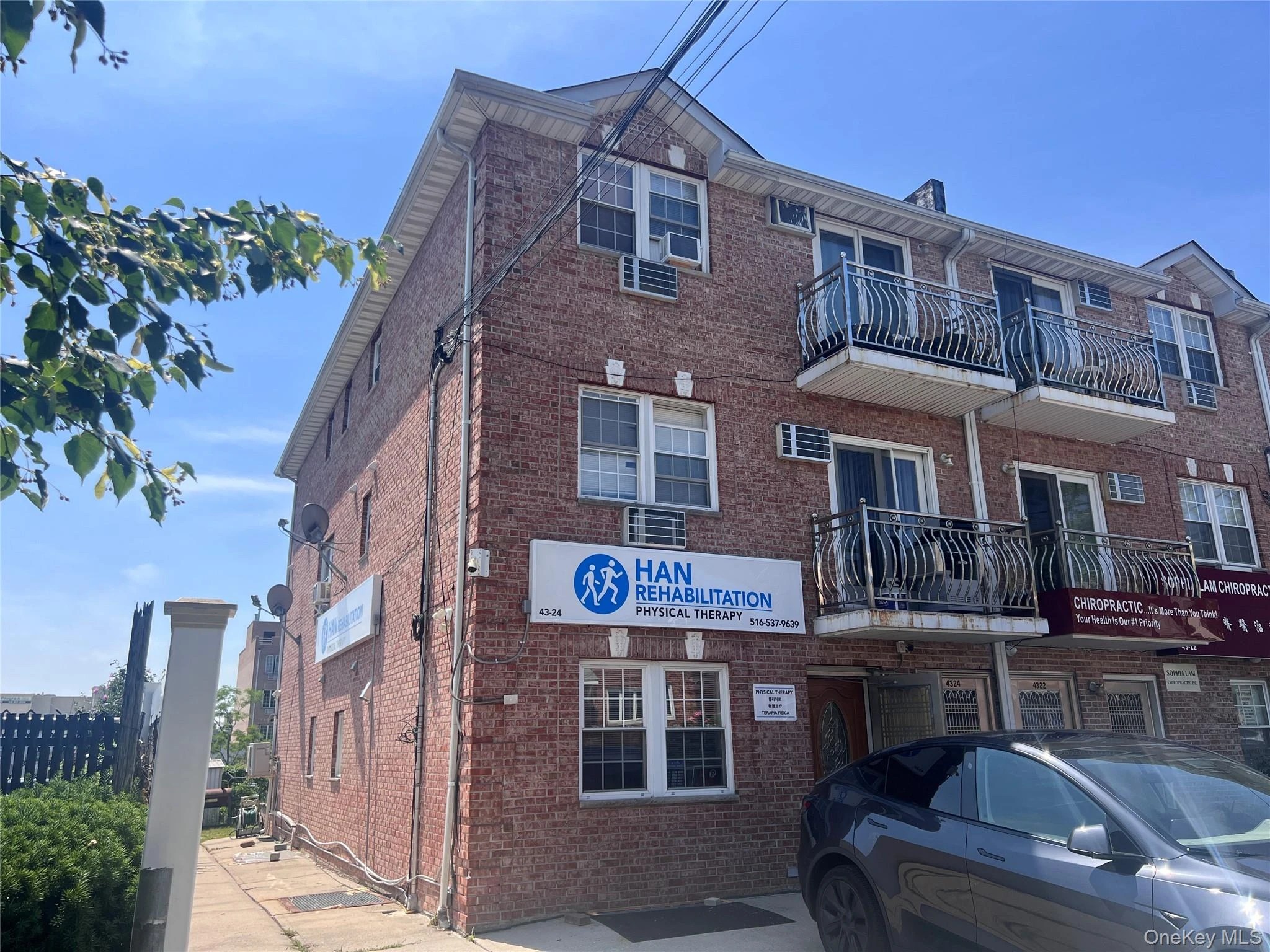 Photograph of 4324 215th Street