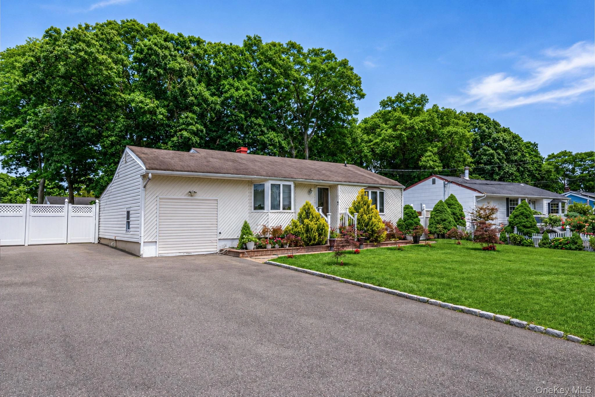 Photograph of 237 Dovecote Lane