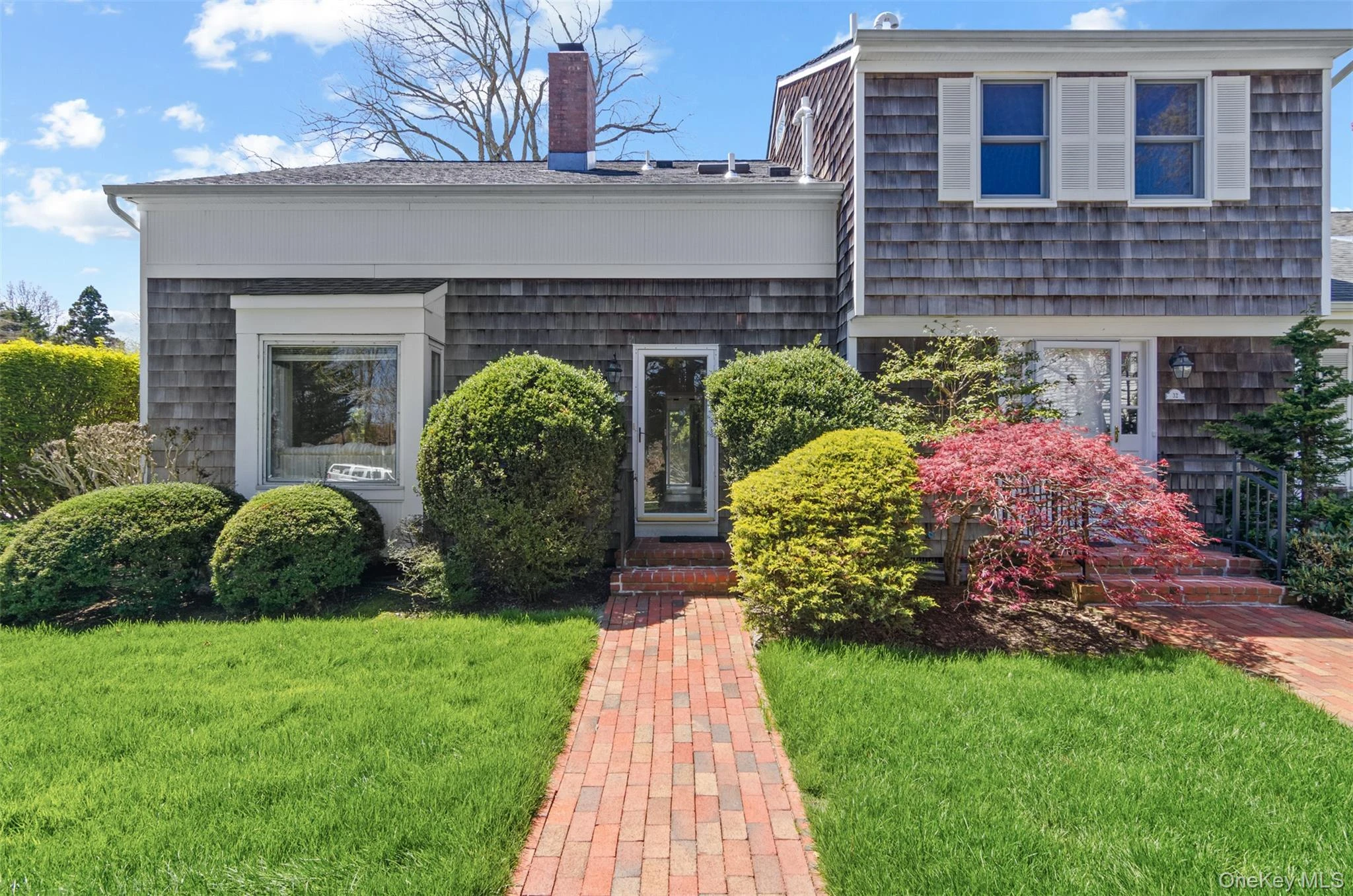 Photograph of 570 Hampton Road