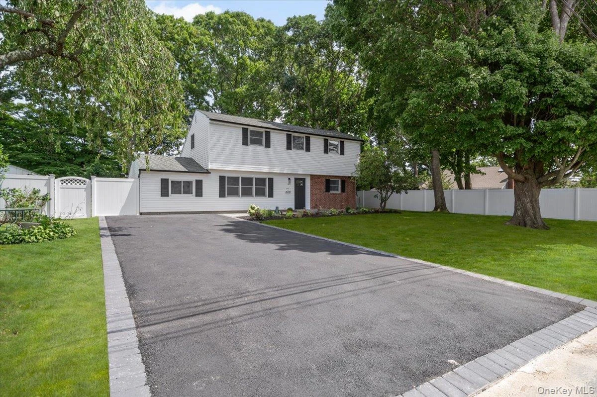 Photograph of 103 Bonnie Road