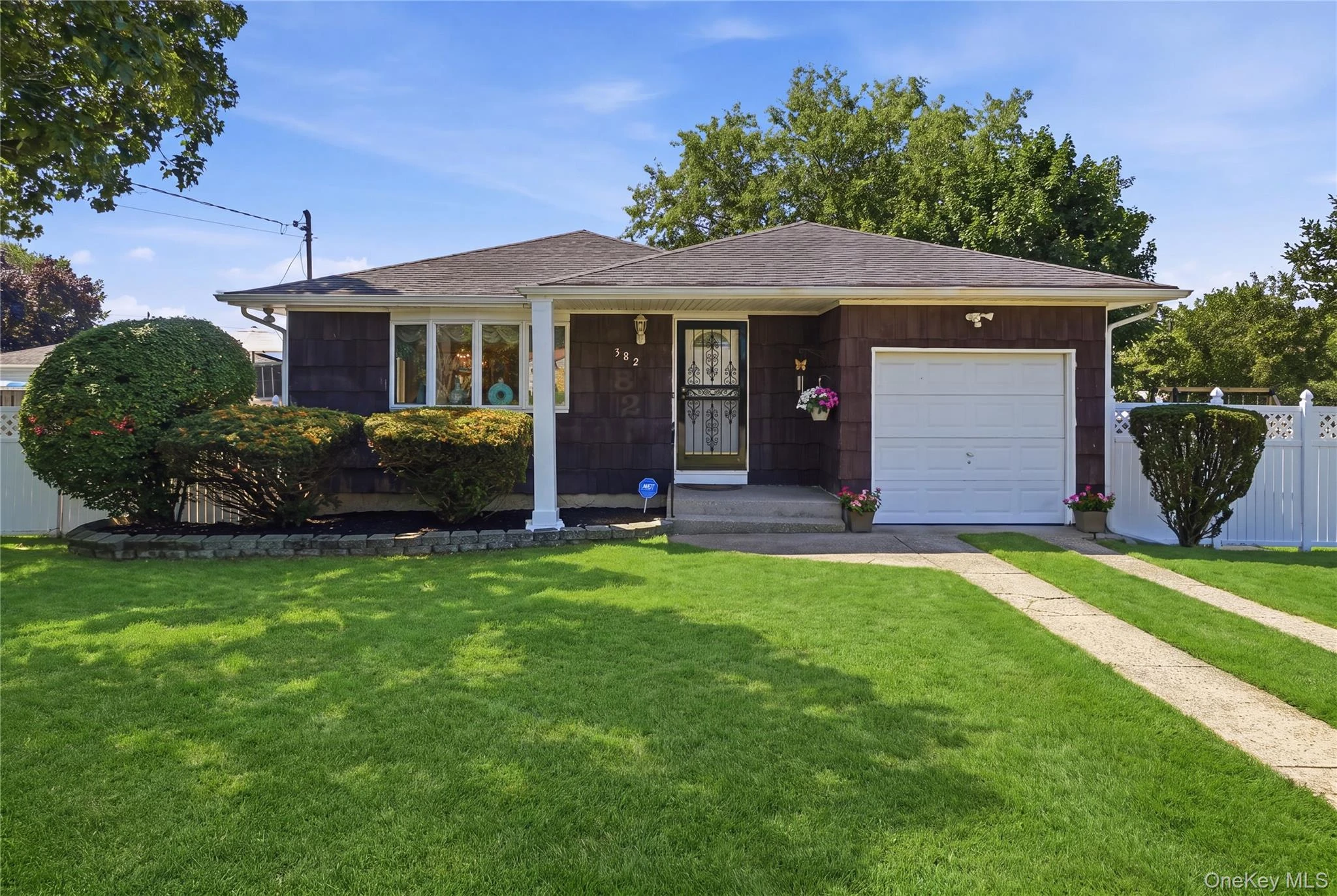 Photograph of 382 Hawkins Road