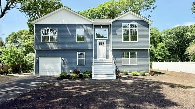 Photograph of 964 Sipp Avenue