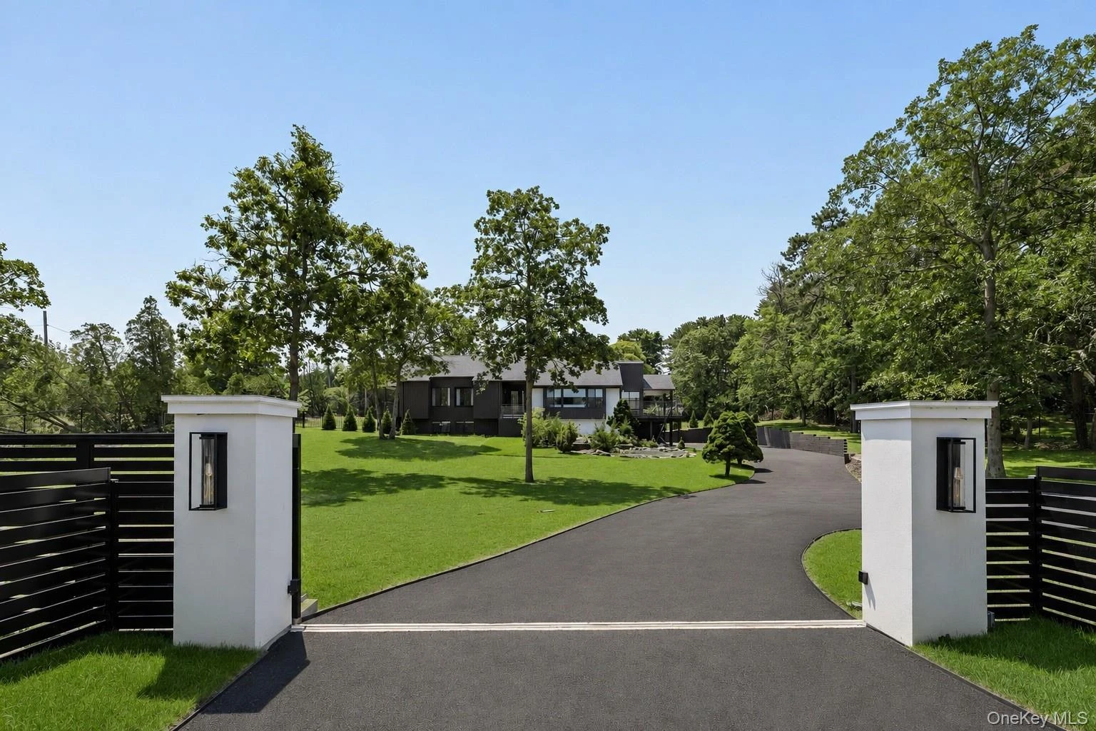 Photograph of 138 Longview Road