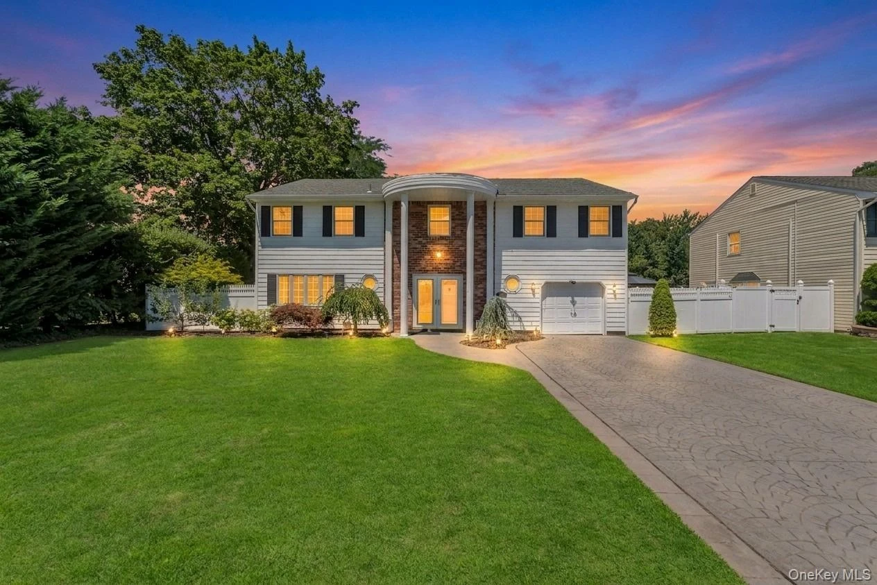 Photograph of 11 Empress Pines Drive