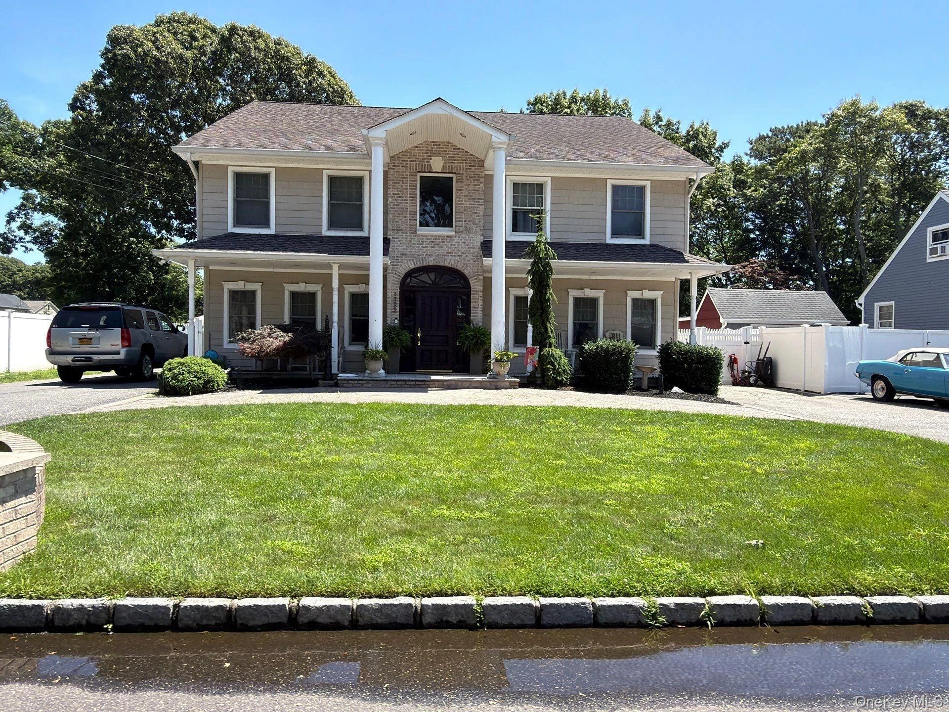 Photograph of 1133 Patricia Avenue