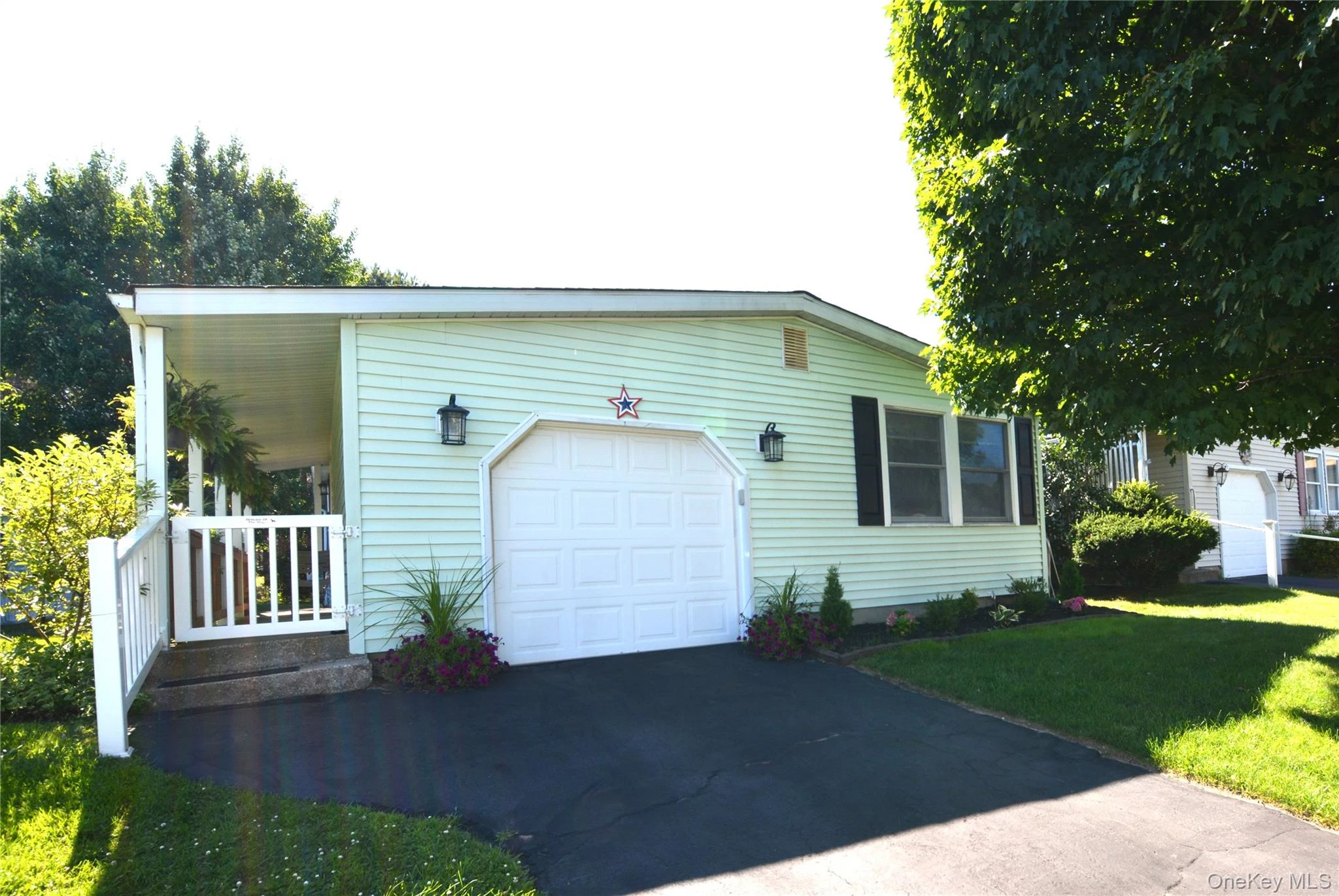 Photograph of 105 Village Circle