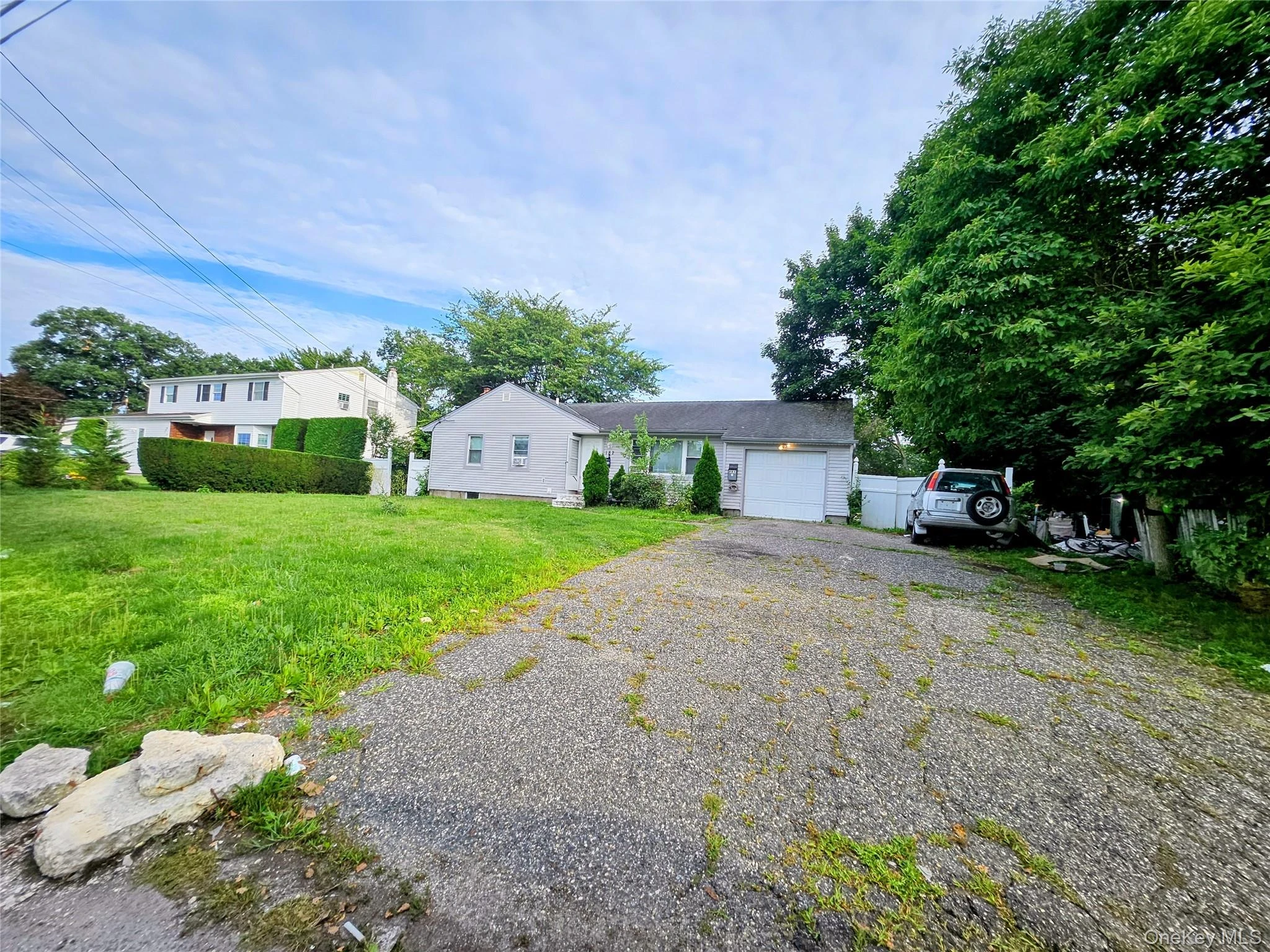 Photograph of 182 New York Avenue
