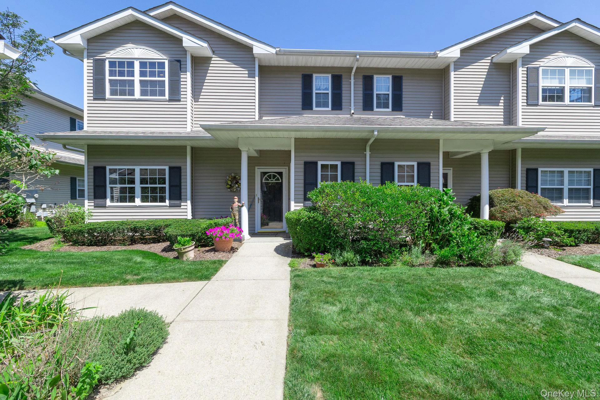 Photograph of 1204 Aerie Way