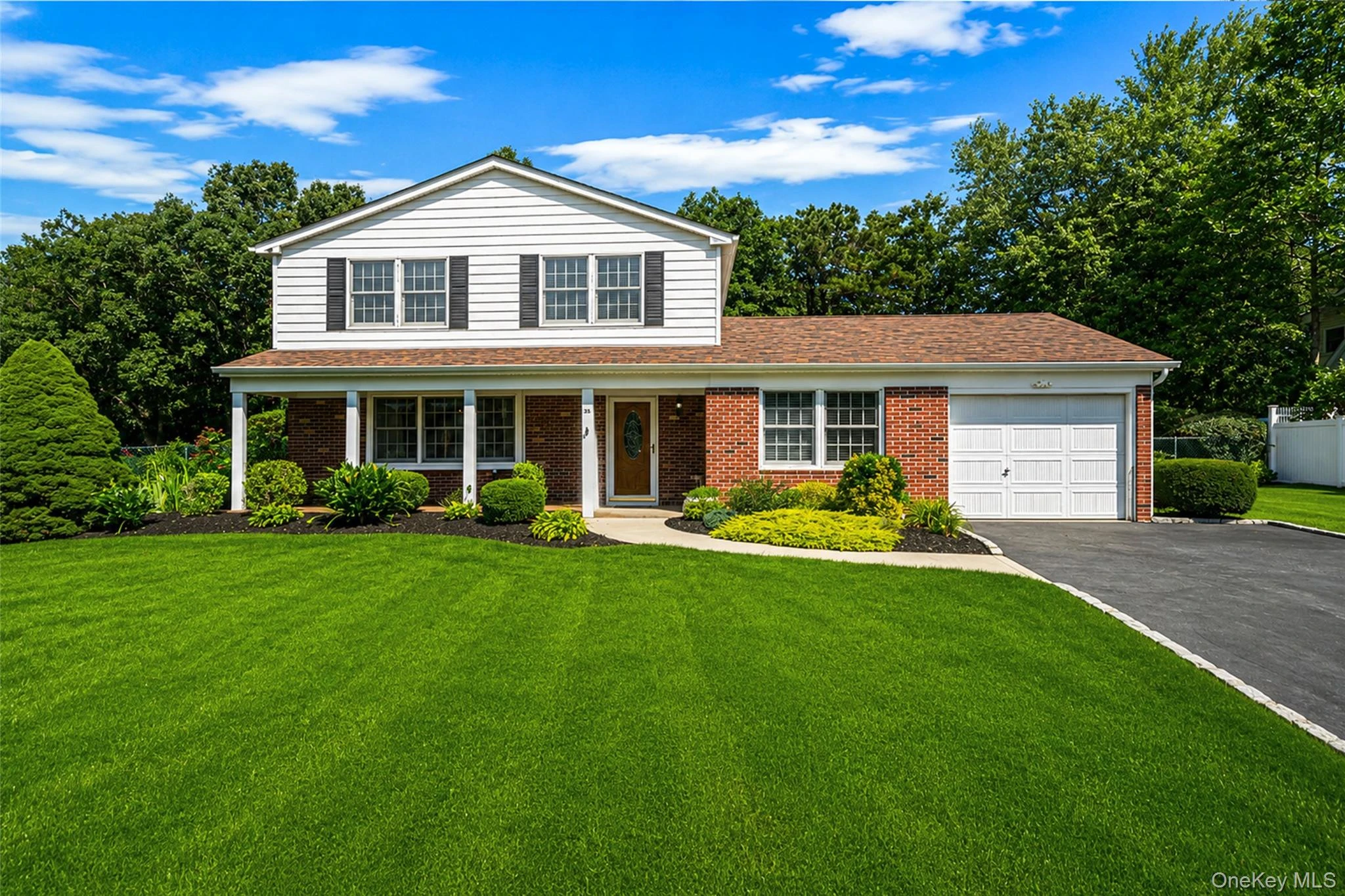 Photograph of 35 Royalston Lane