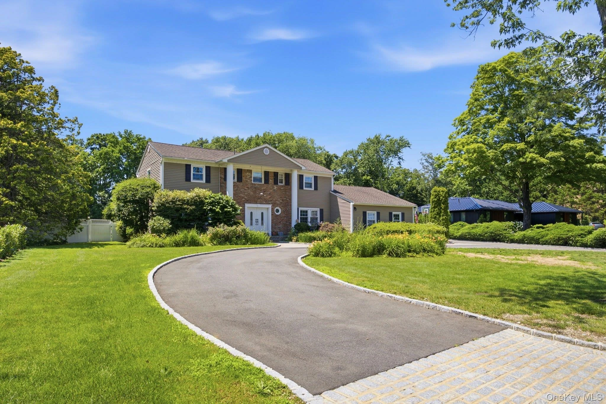 Photograph of 25 Artisan Avenue