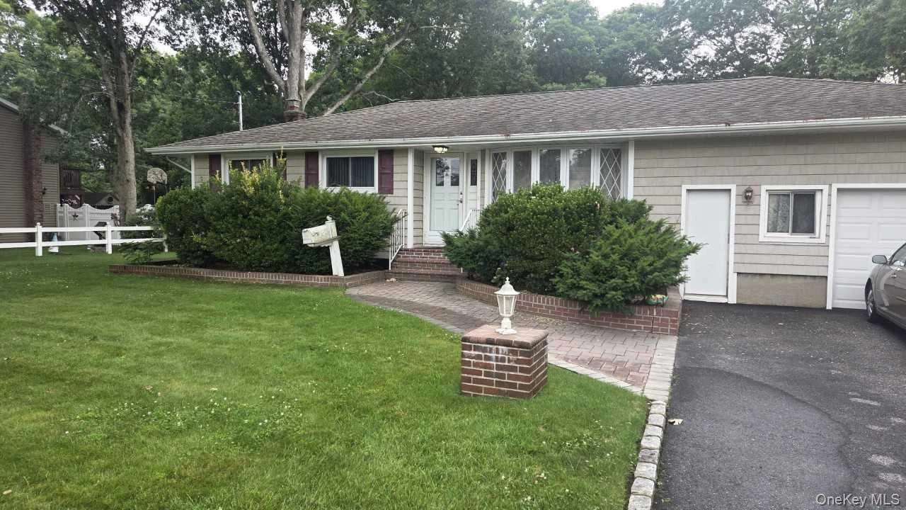 Photograph of 1080 Ocean Avenue