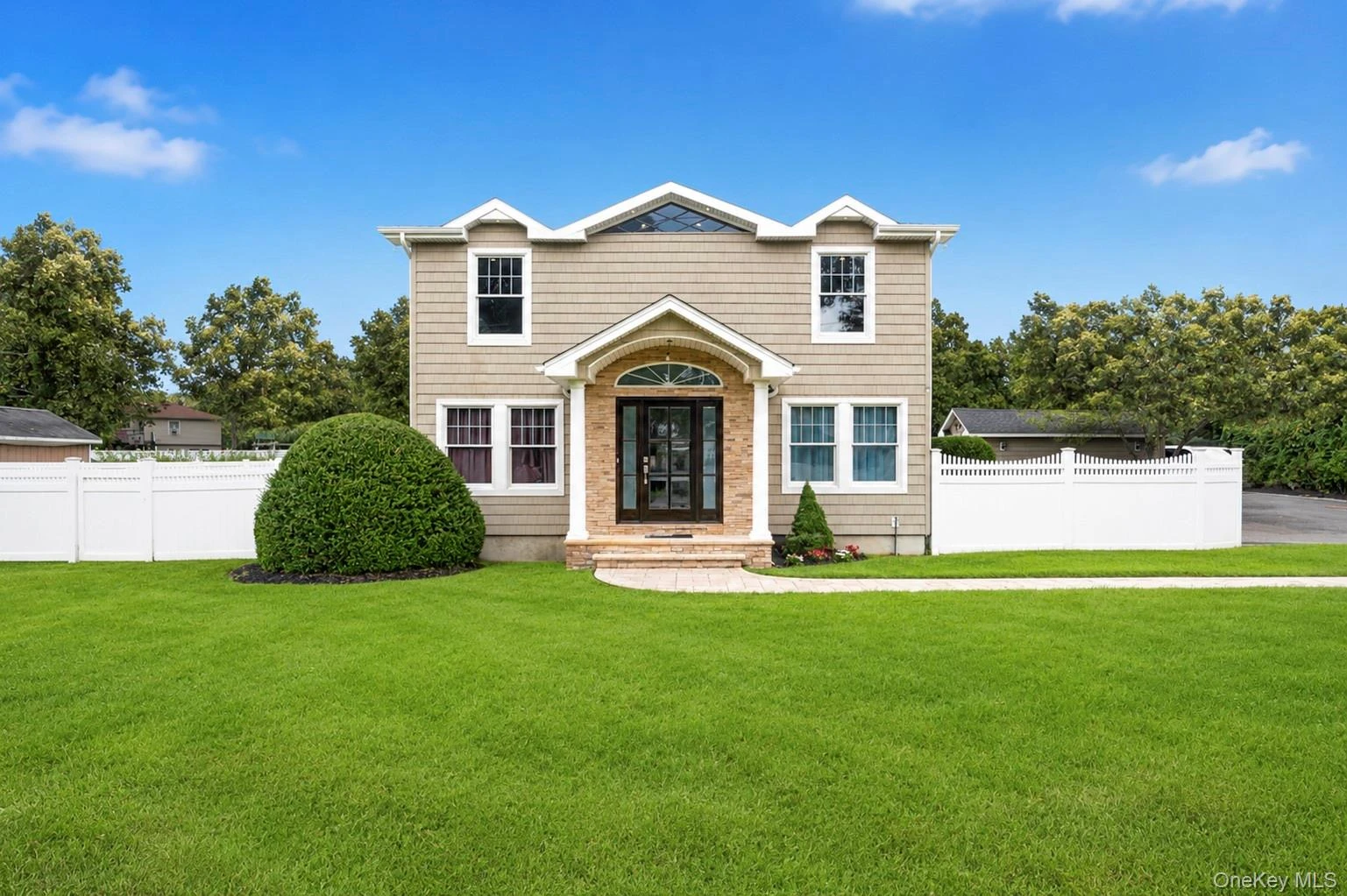 Photograph of 2553 Motor Parkway