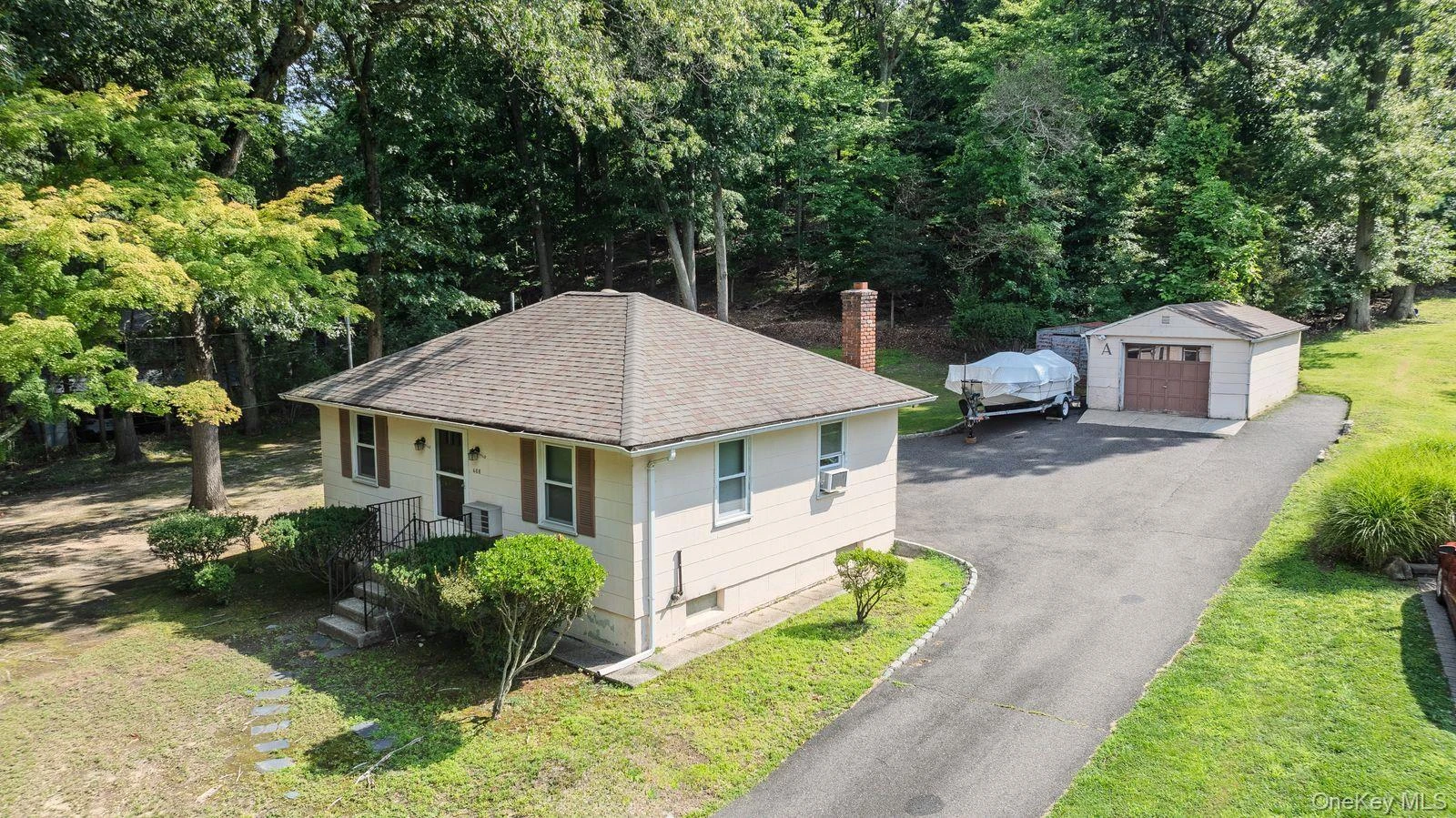Photograph of 468 Old Bridge Road