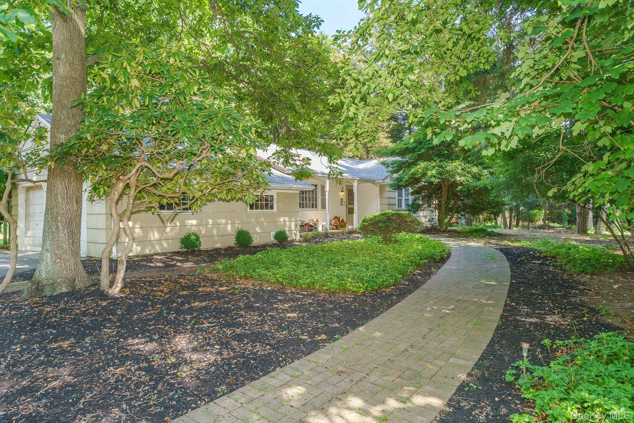 Photograph of 16 Landing Meadow Road