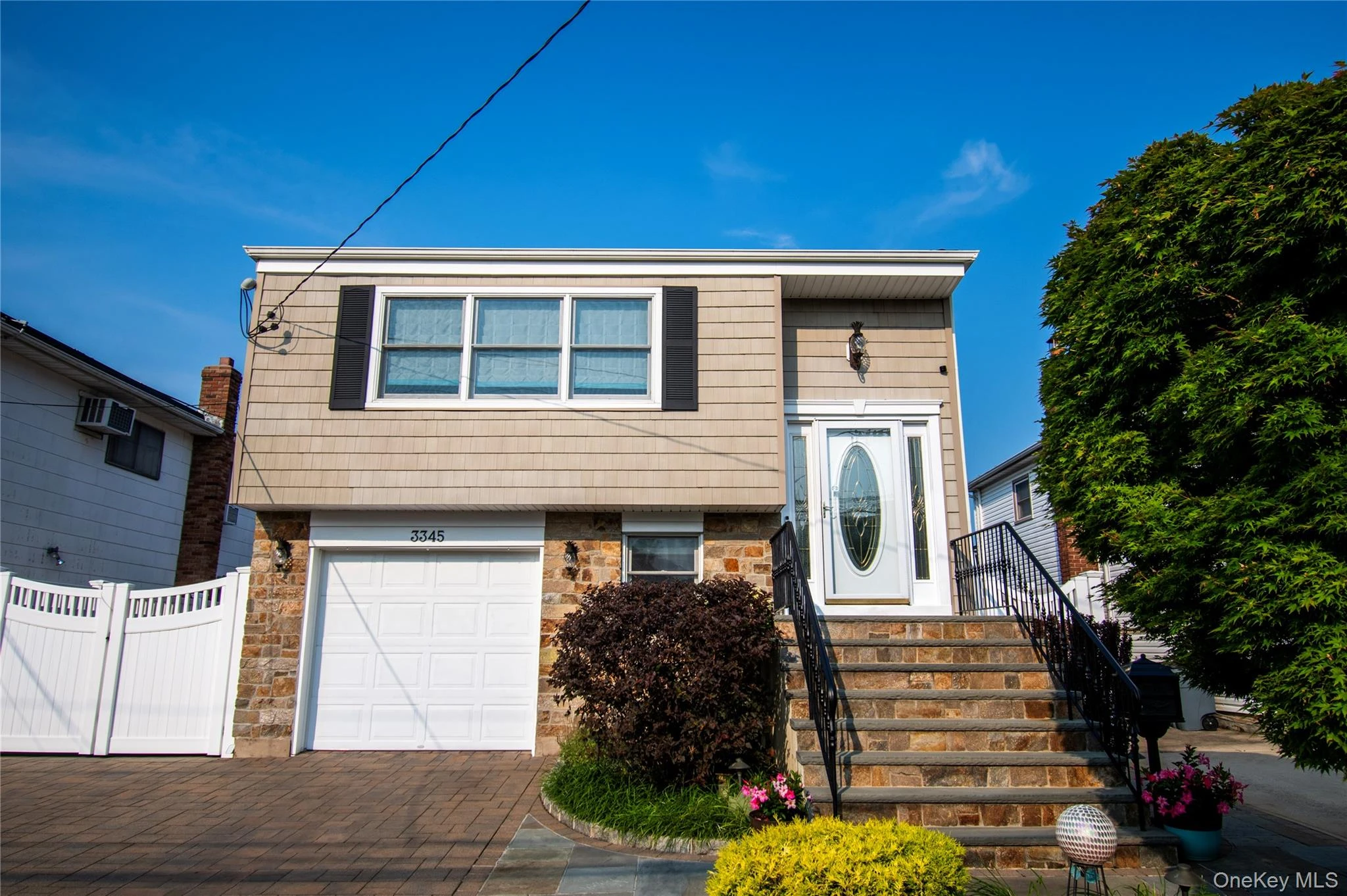 Photograph of 3345 Parkway Drive