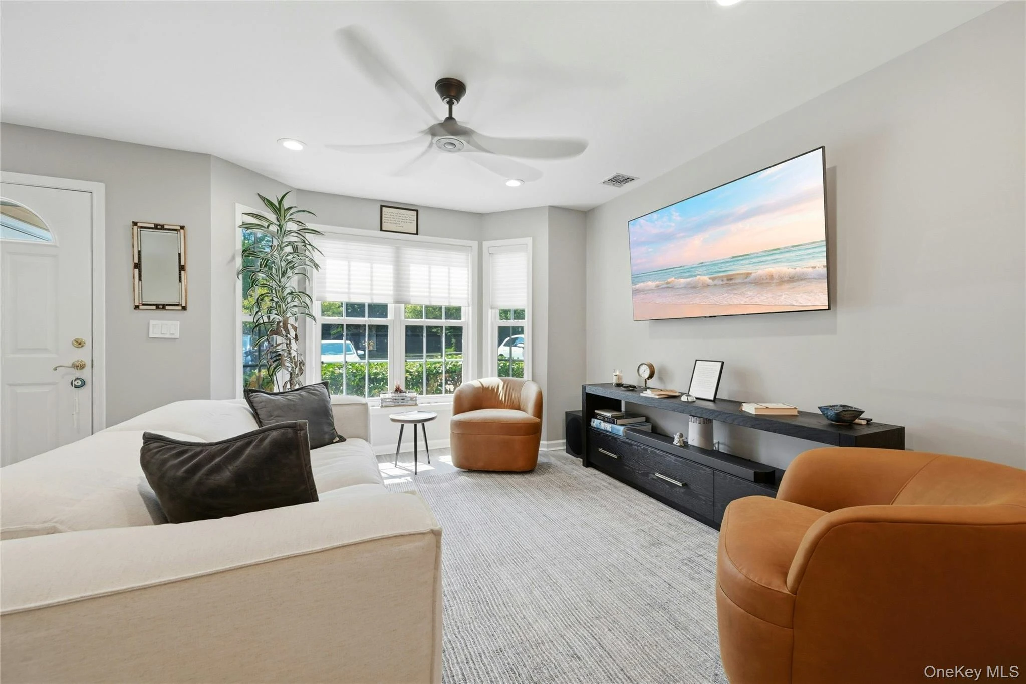 Photograph of 859 Verona Drive
