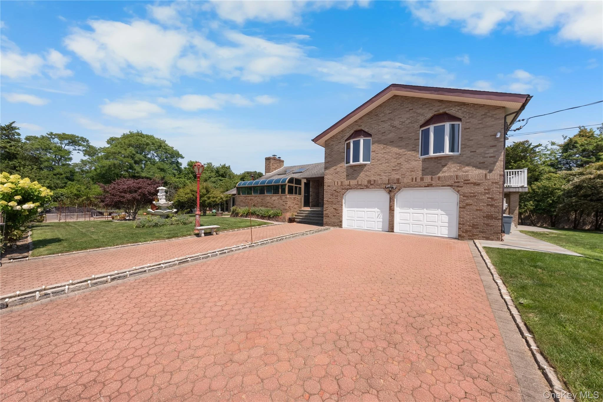 Photograph of 1 Grandview Drive