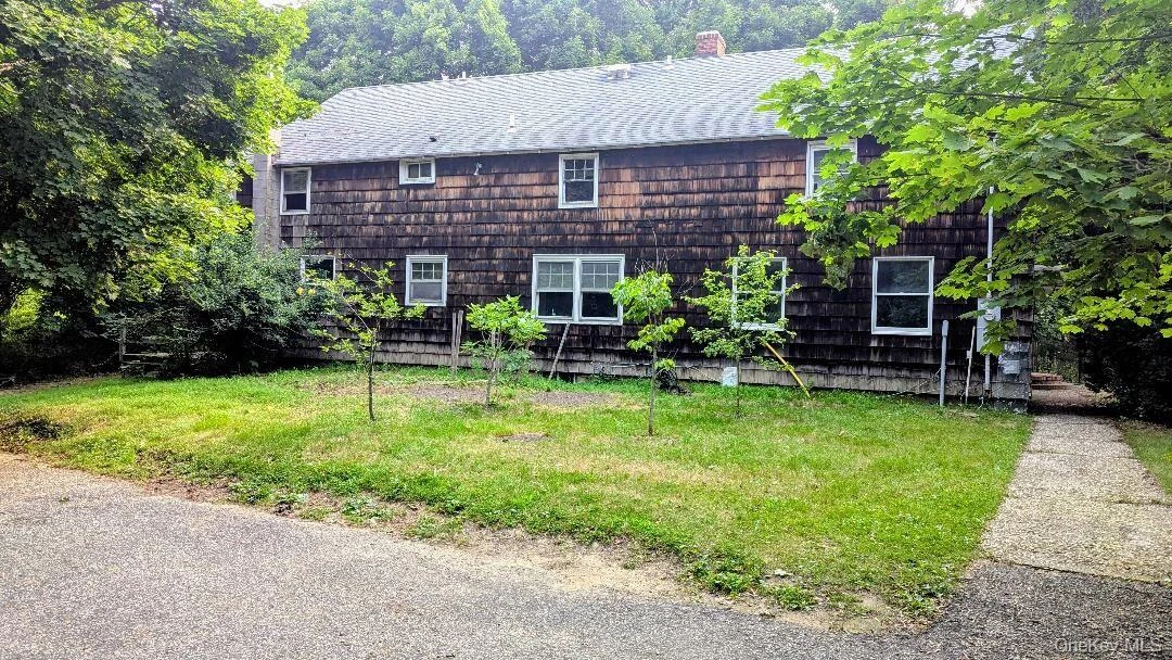 Photograph of 5284 Sound Avenue