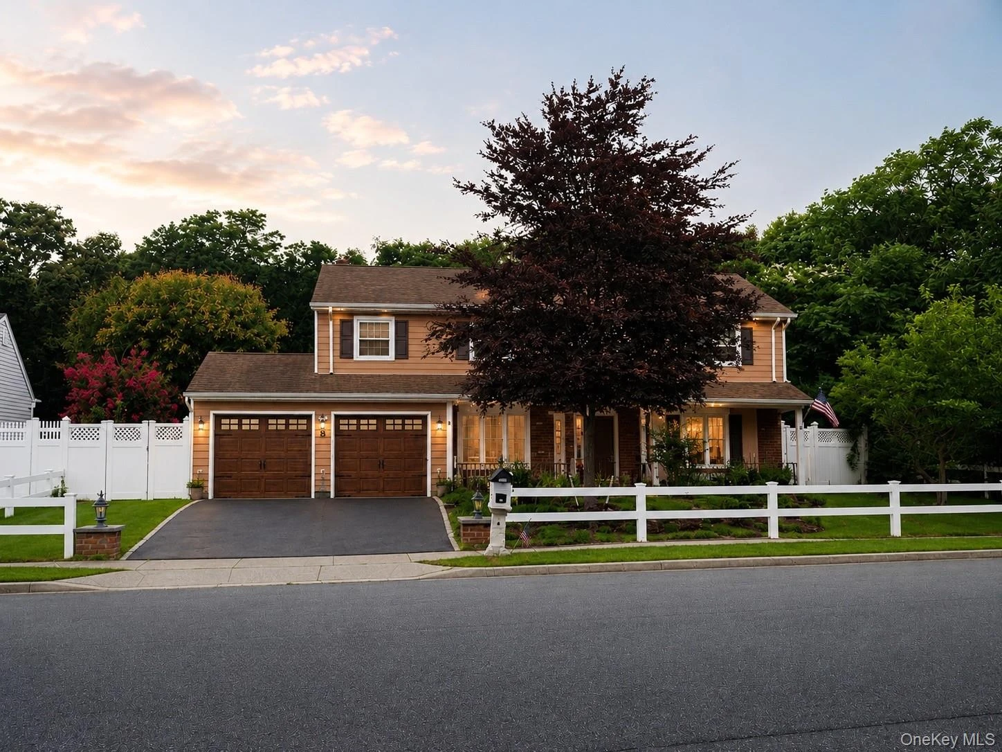 Photograph of 8 Singingwood Drive