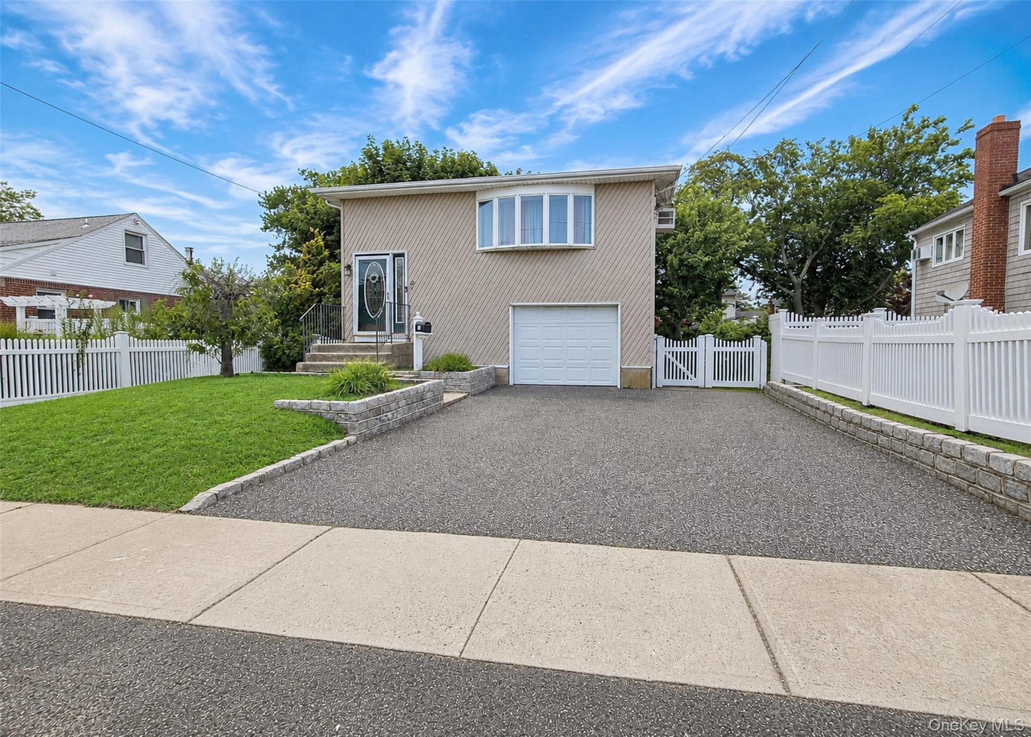 Photograph of 11 Farragut Avenue