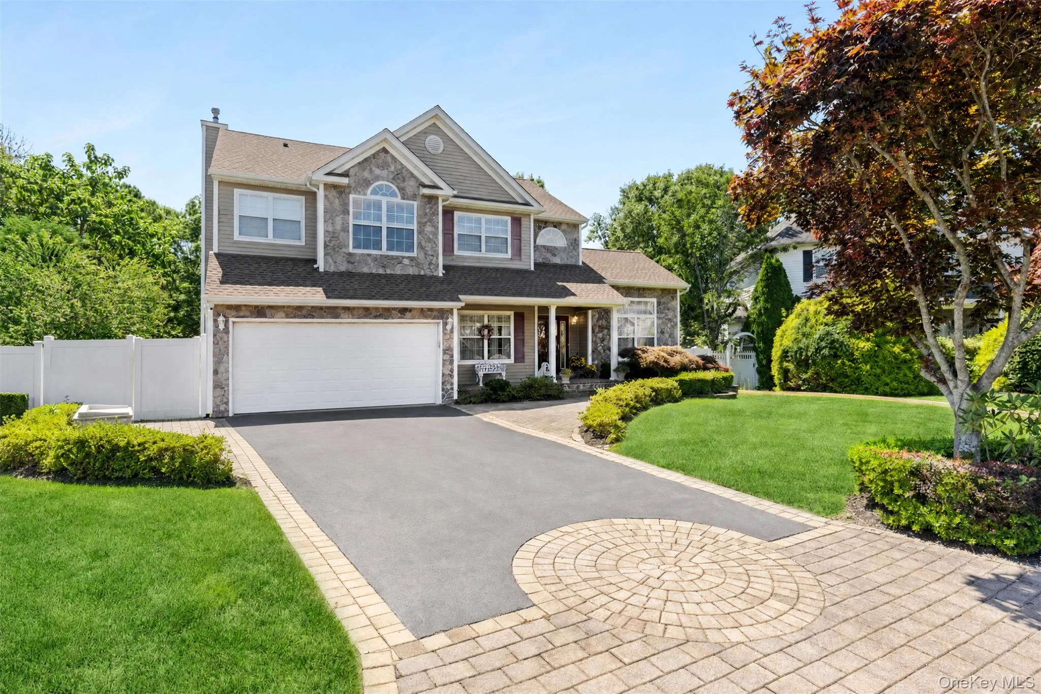 Photograph of 15 Scenicview Crescent