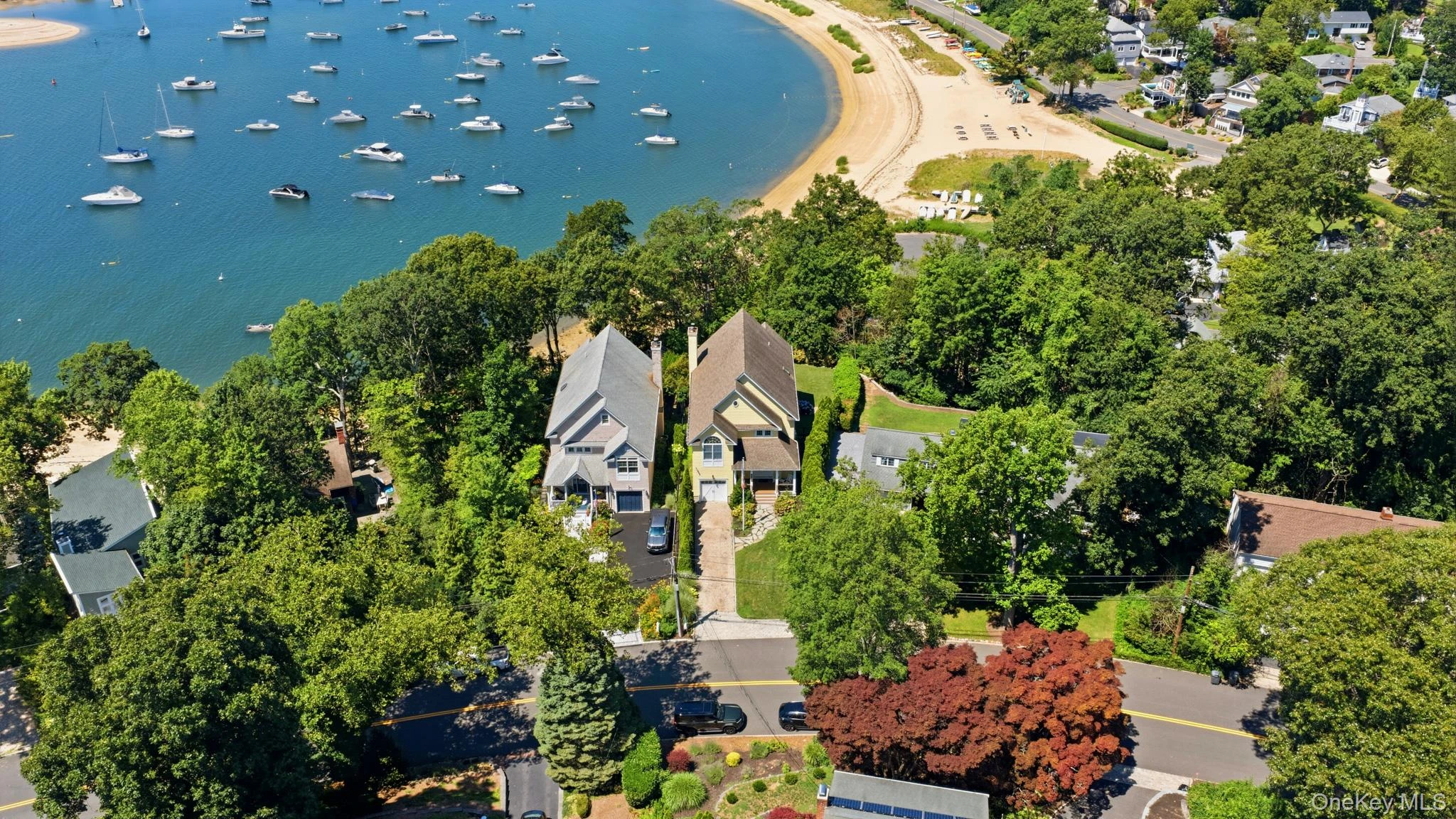 Photograph of 114 Eatons Neck Road