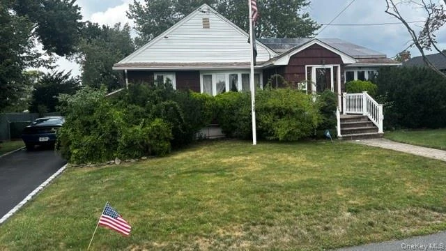 Photograph of 59 FARMERS Avenue