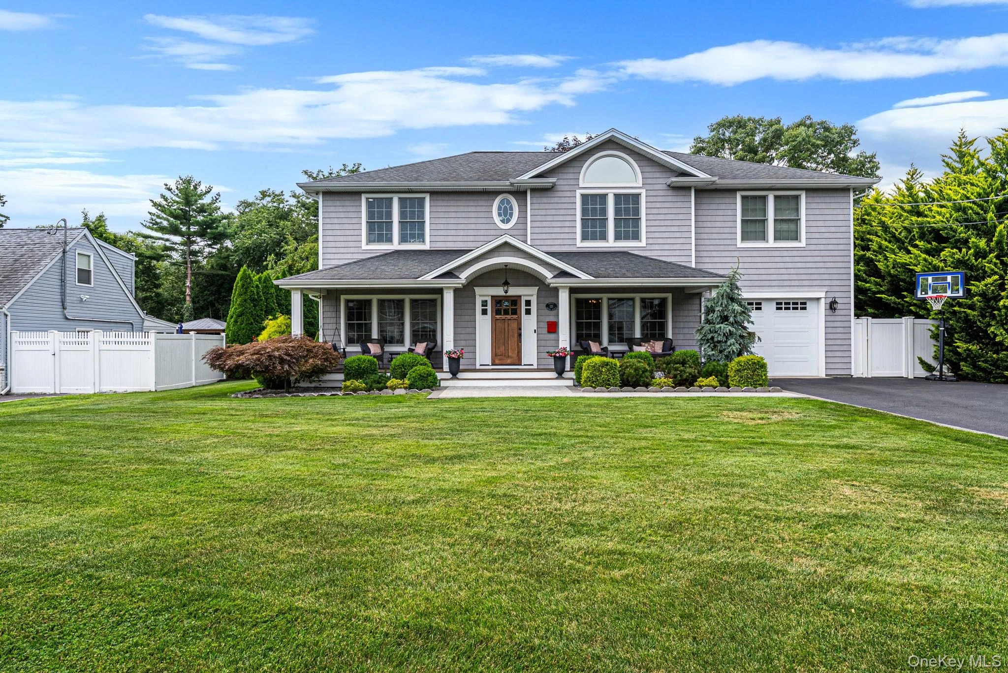 Photograph of 121 Bayway Avenue