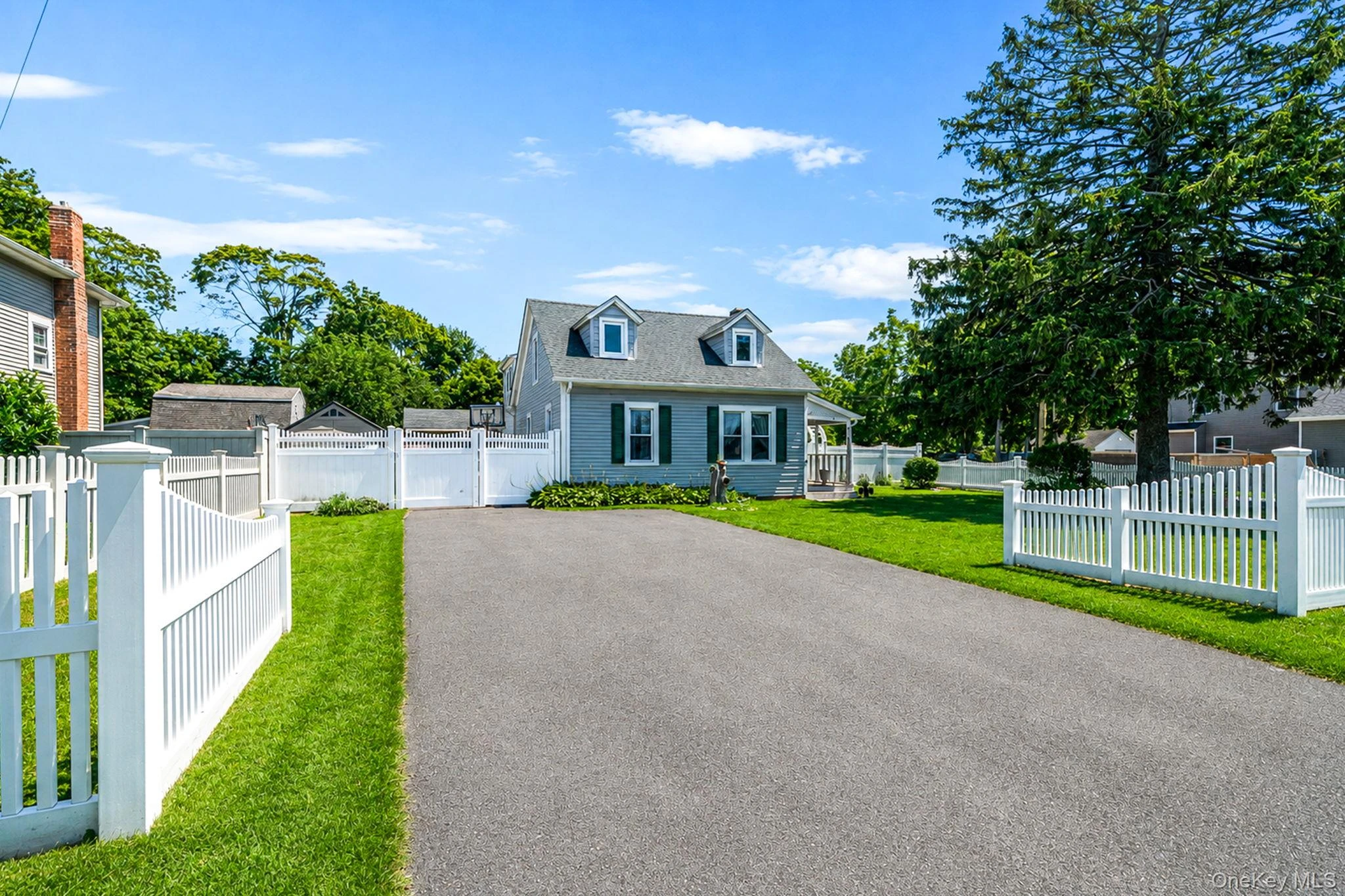 Photograph of 89 Avery Avenue