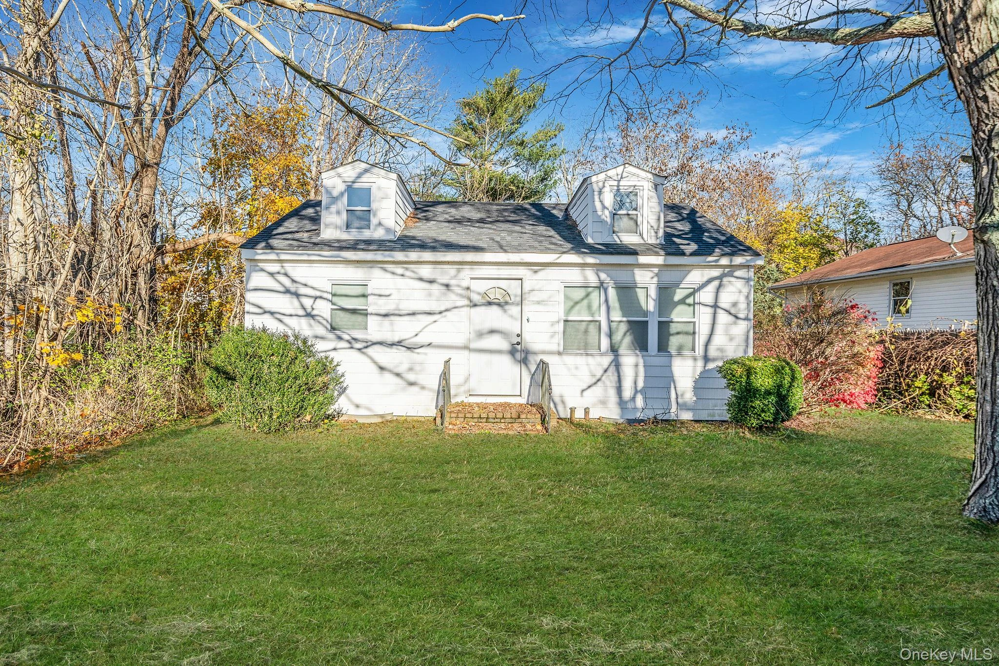 Photograph of 24485 Main Road