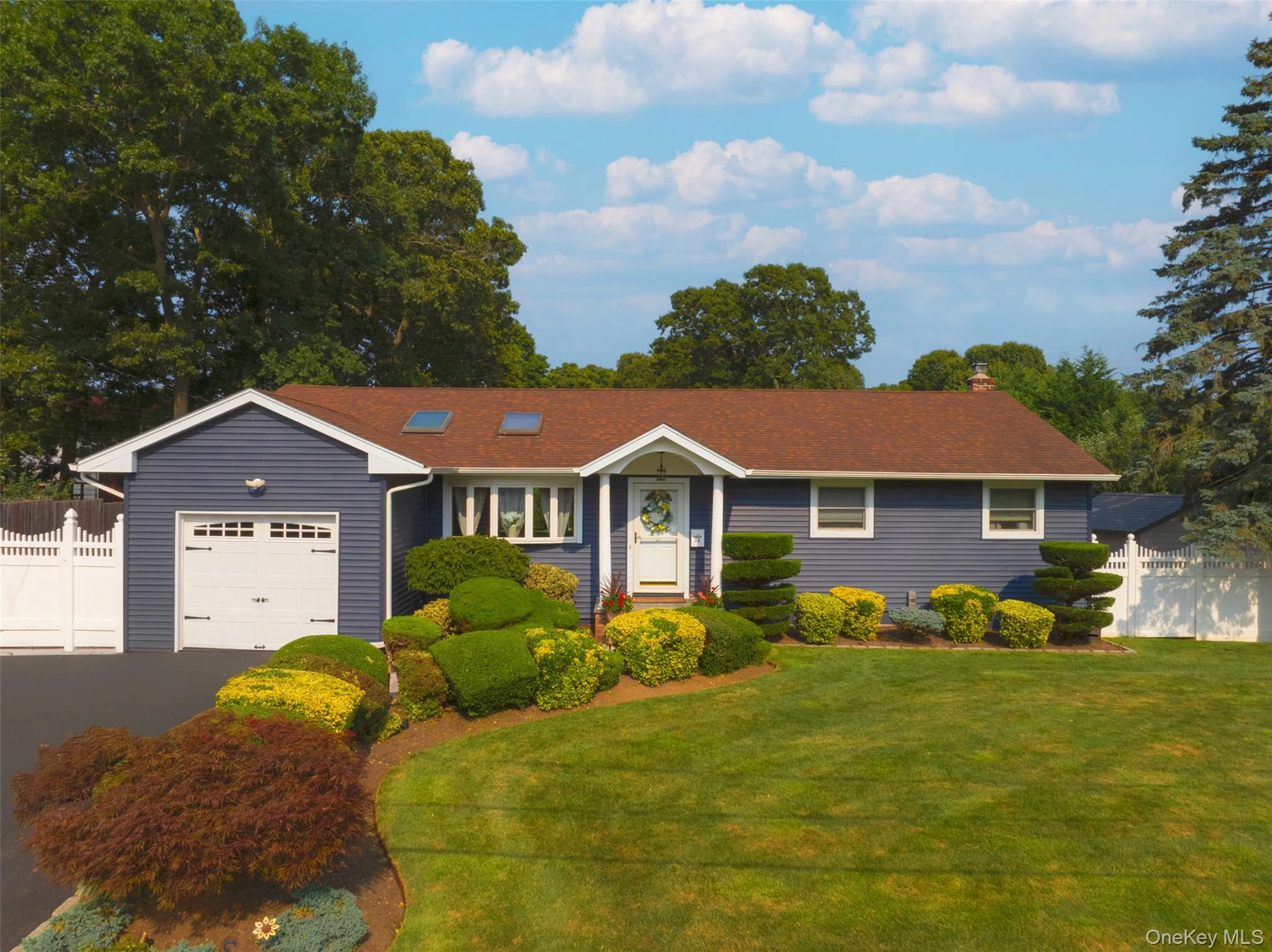 Photograph of 17 Bayberry Road
