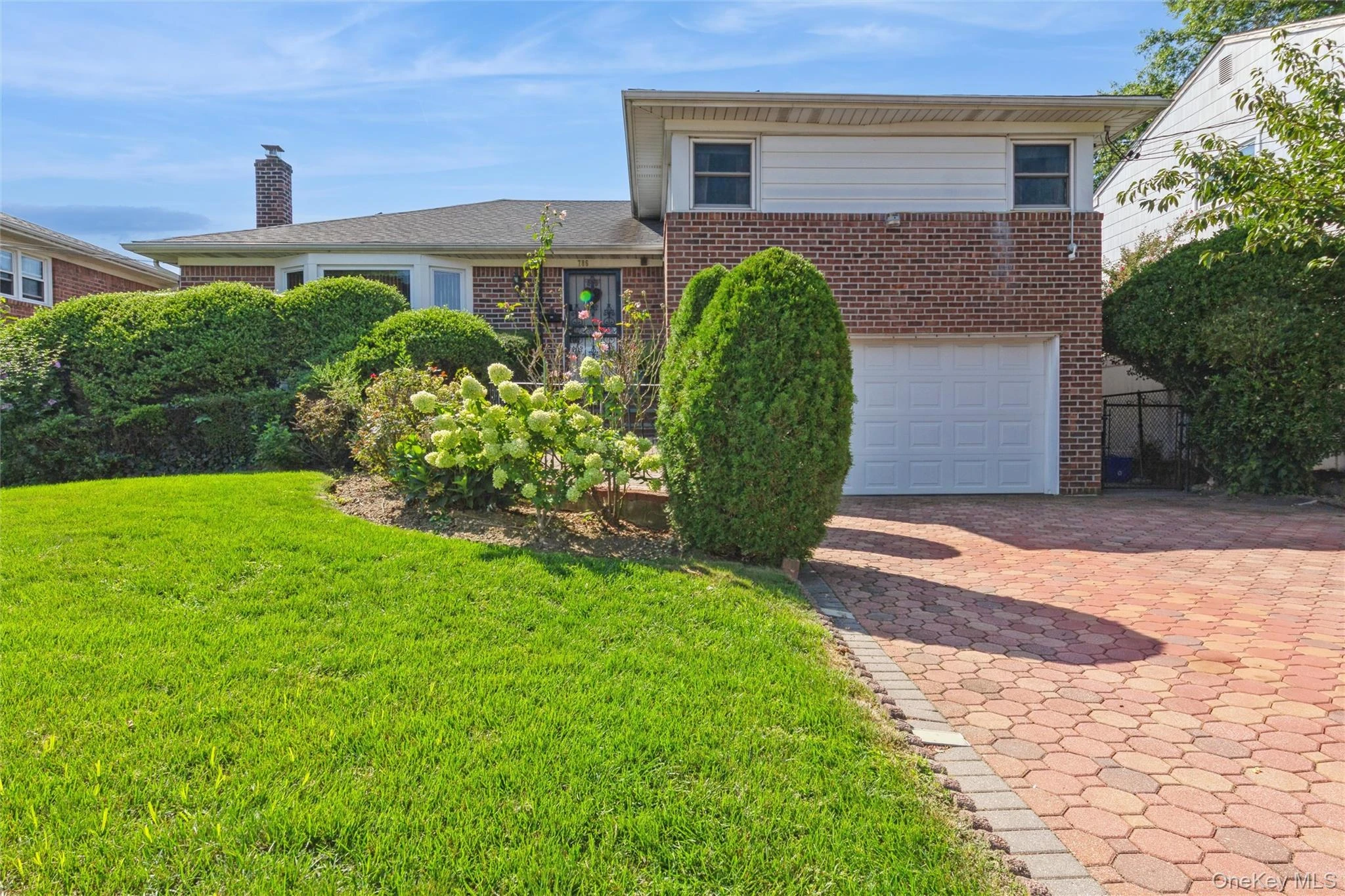 Photograph of 786 Carl Avenue