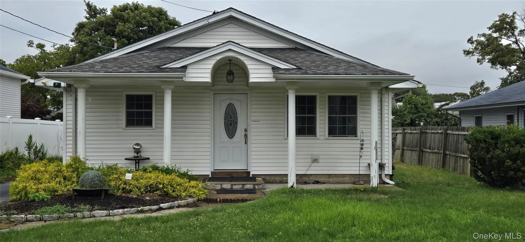 Photograph of 13 Manor Drive