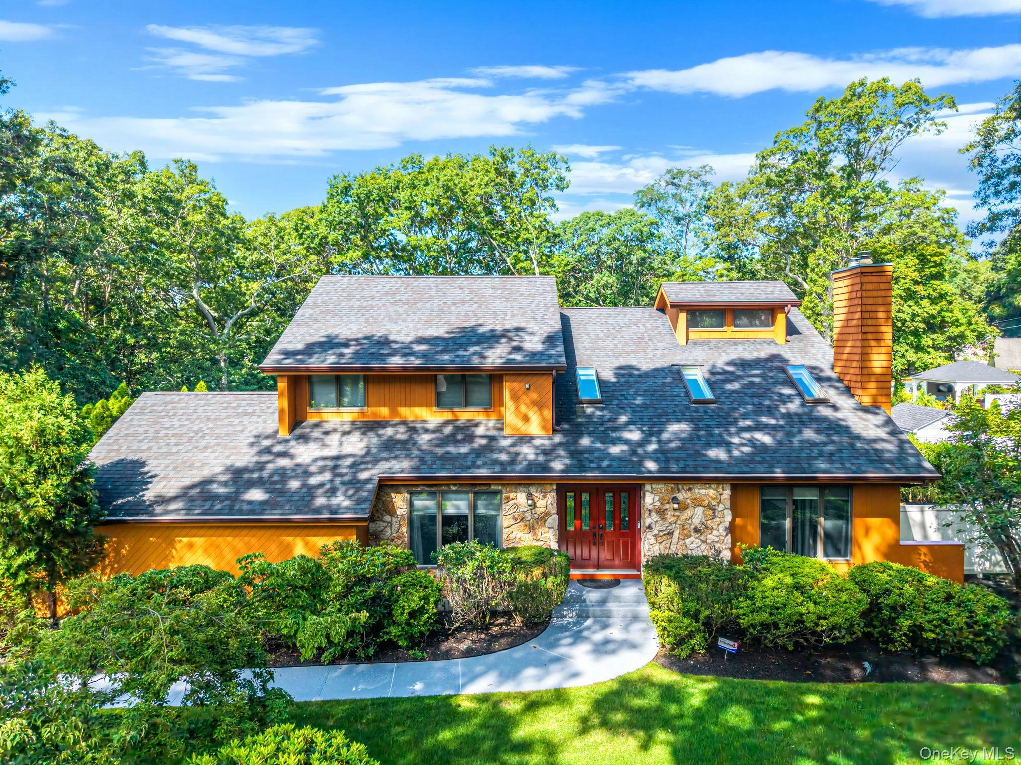 Photograph of 16 Oak Hills Drive