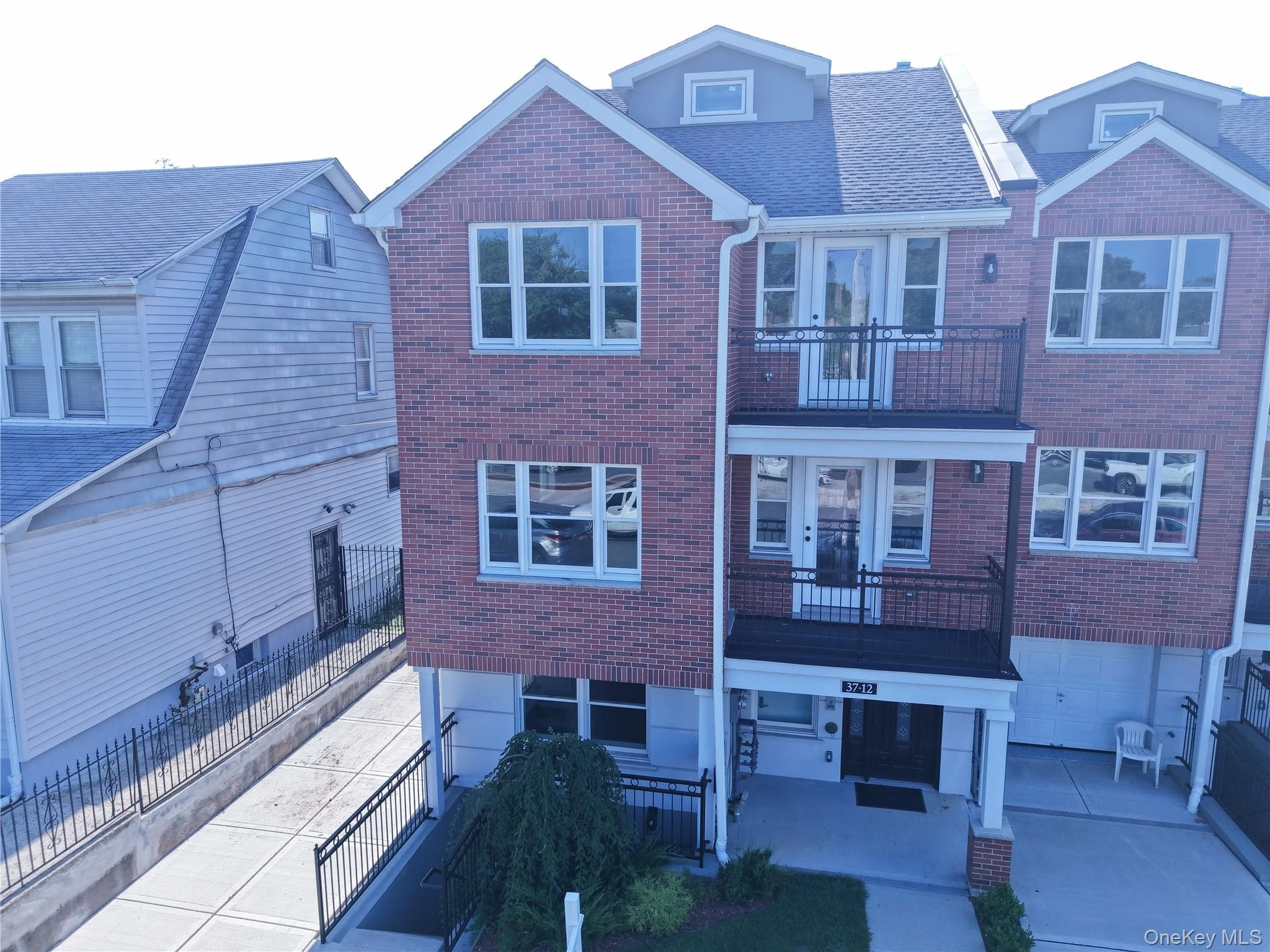 Photograph of 37-12 Francis Lewis Boulevard