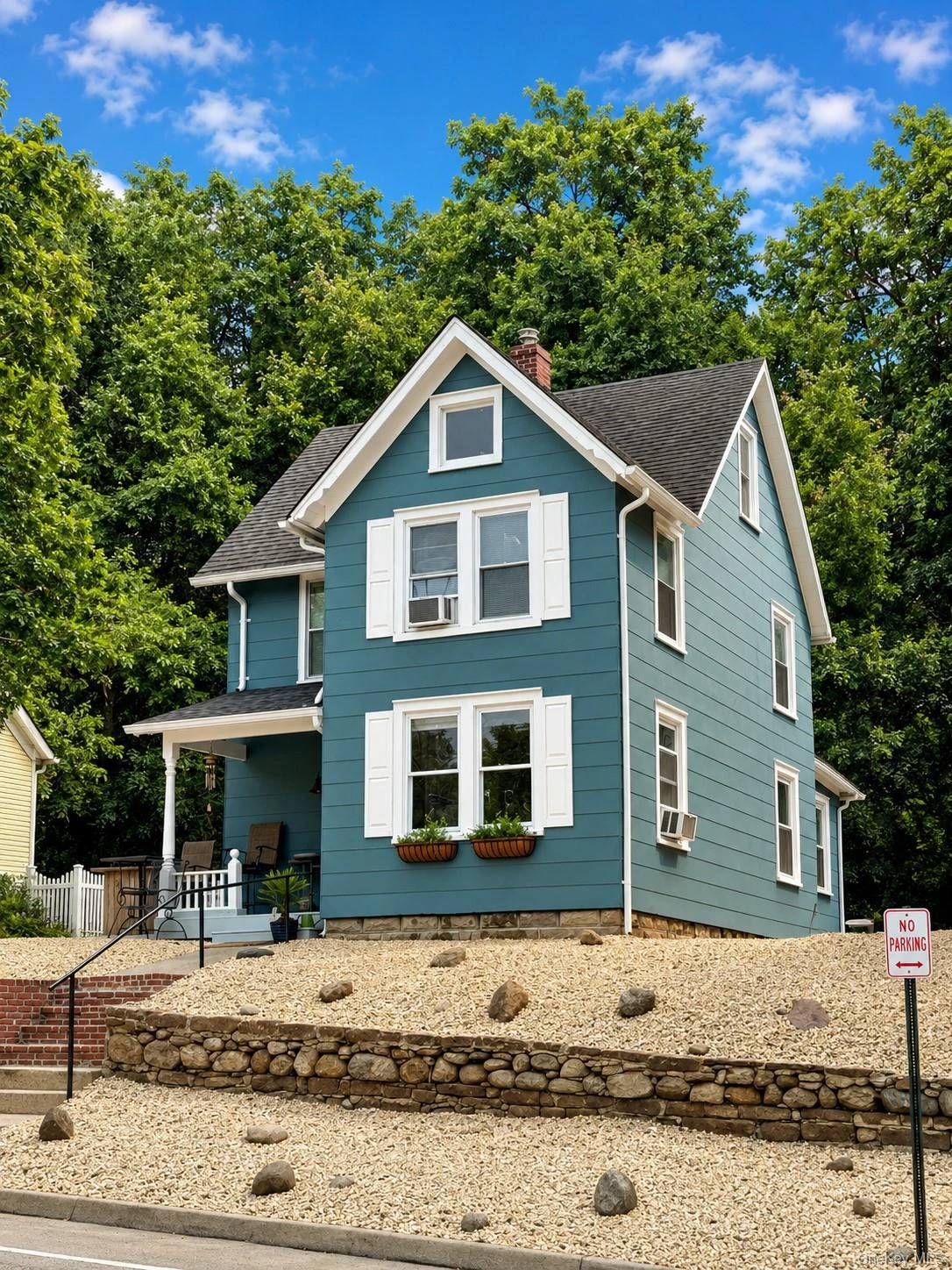 Photograph of 78 Scudder Avenue