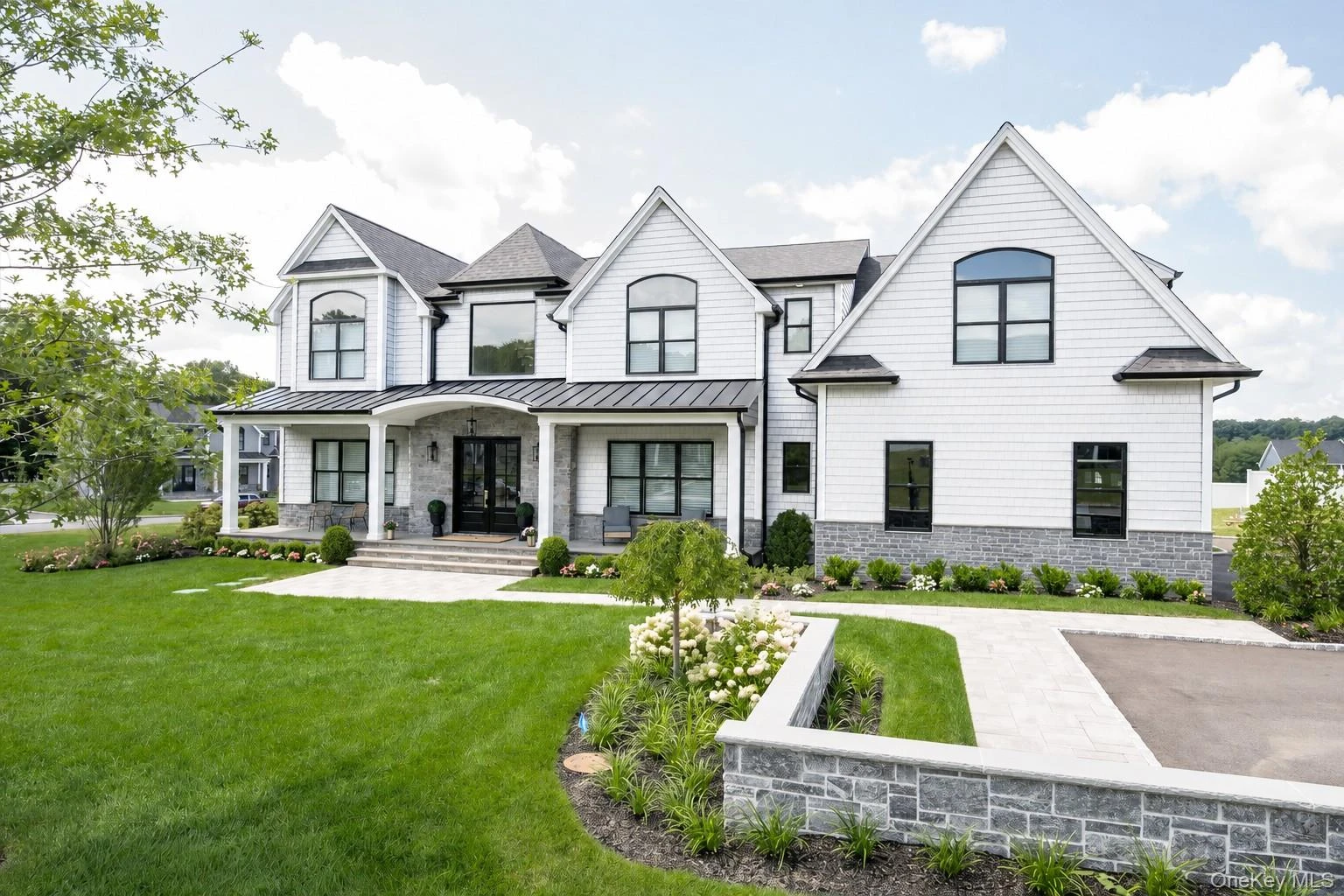 Photograph of 15 Wildwood Drive