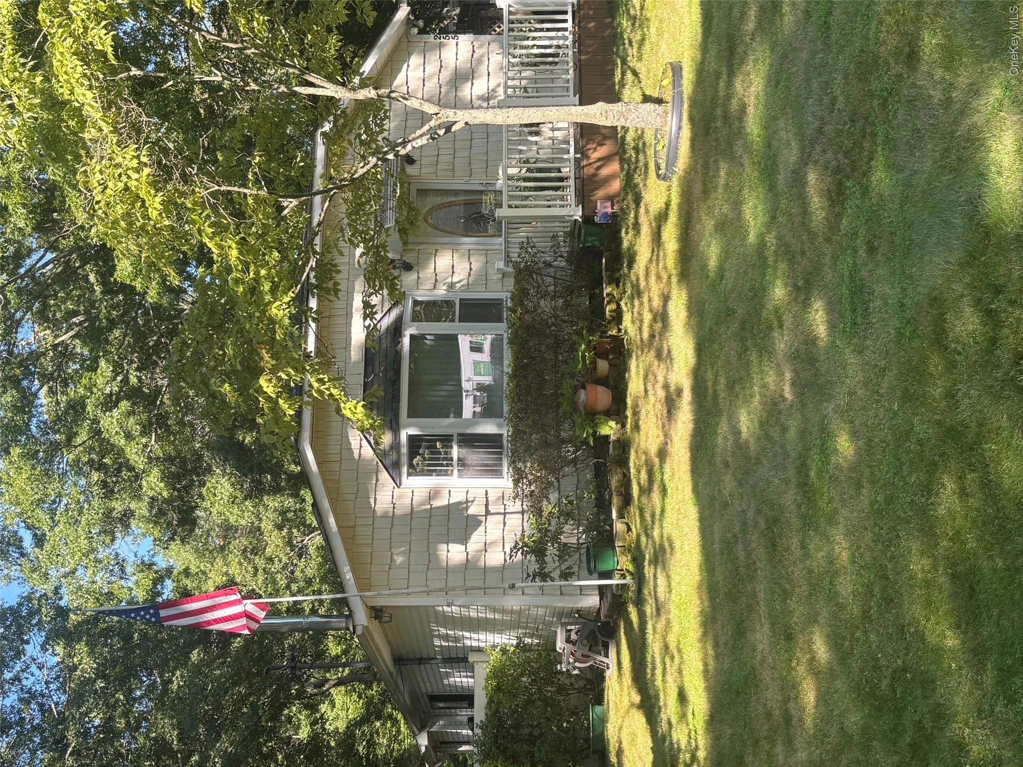 Photograph of 255 Auborn Avenue