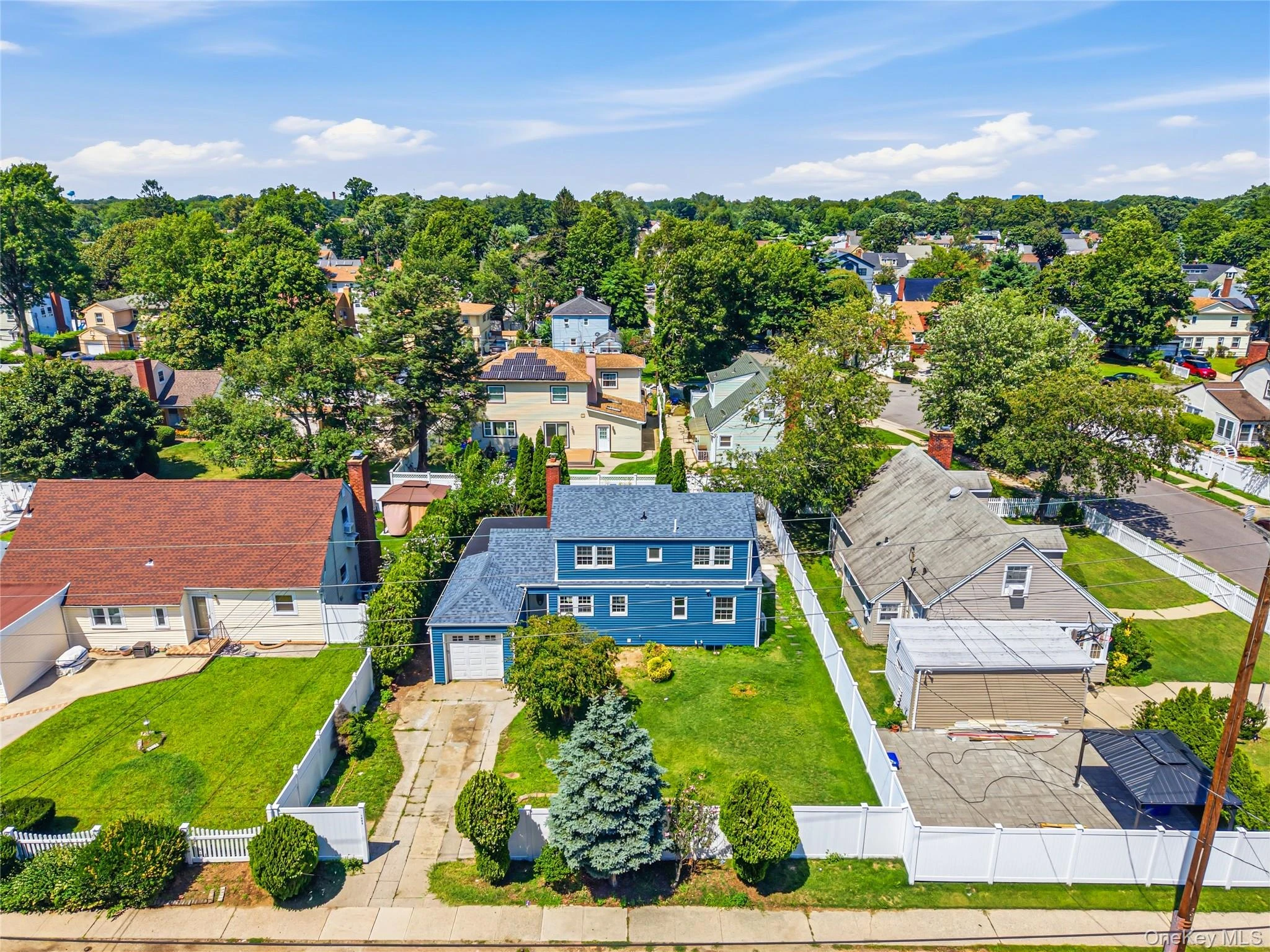 Photograph of 1009 Centennial Avenue