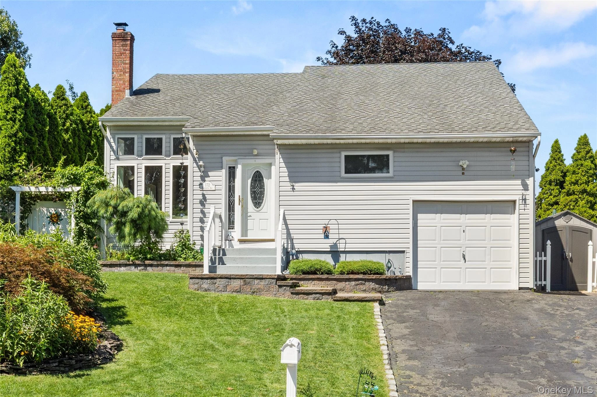Photograph of 172 11th Avenue