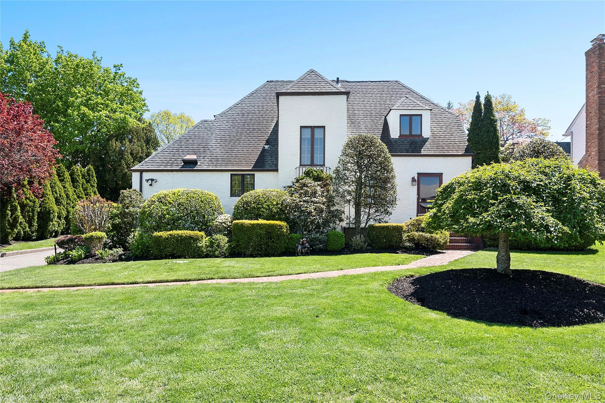 Photograph of 21420 26th Avenue