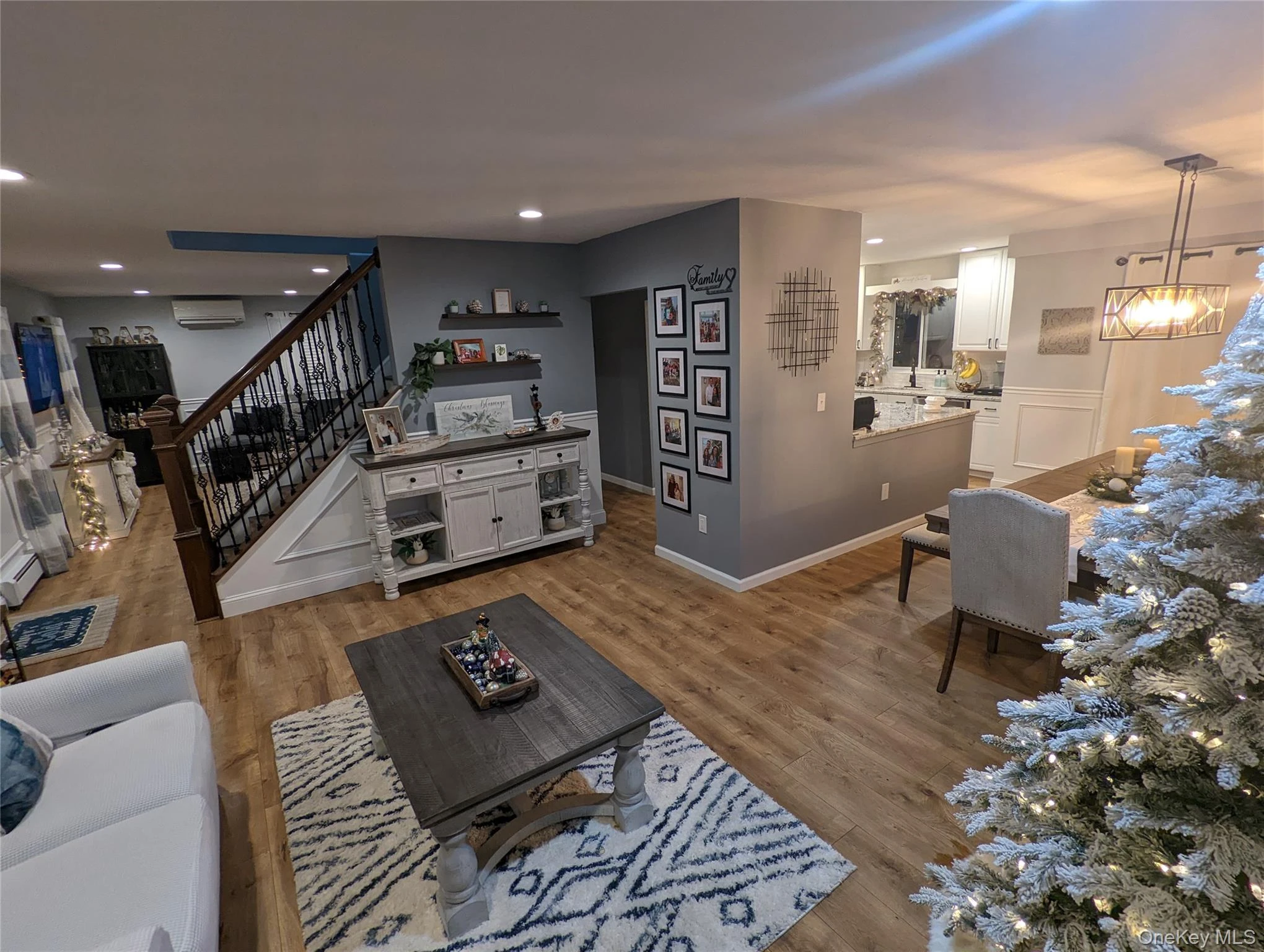 Photograph of 146 Rosemont Avenue