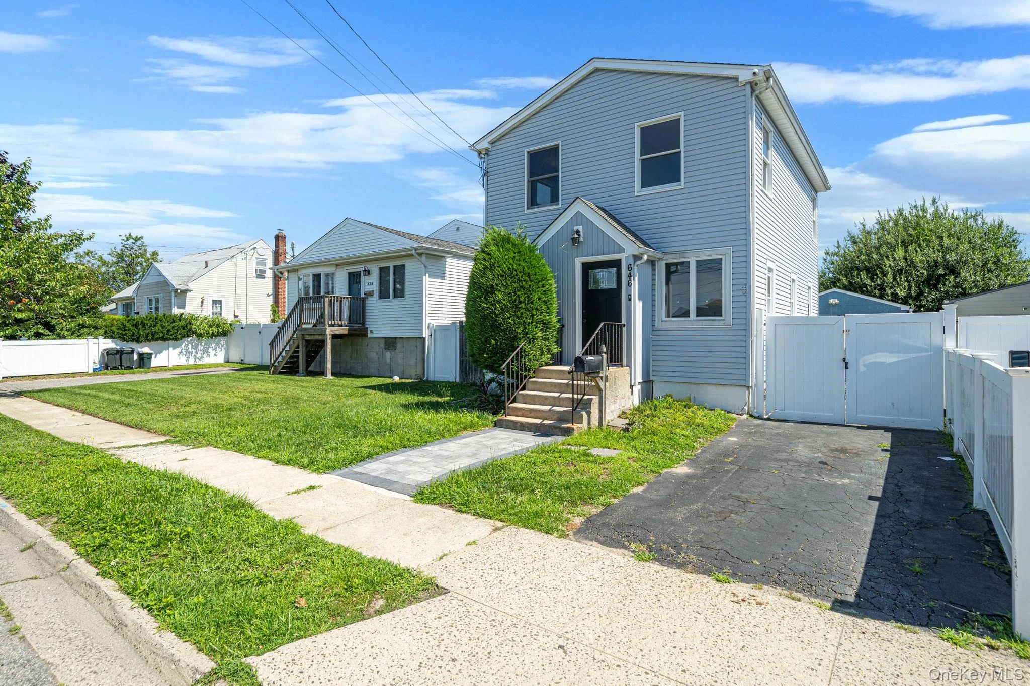 Photograph of 646 7th Street