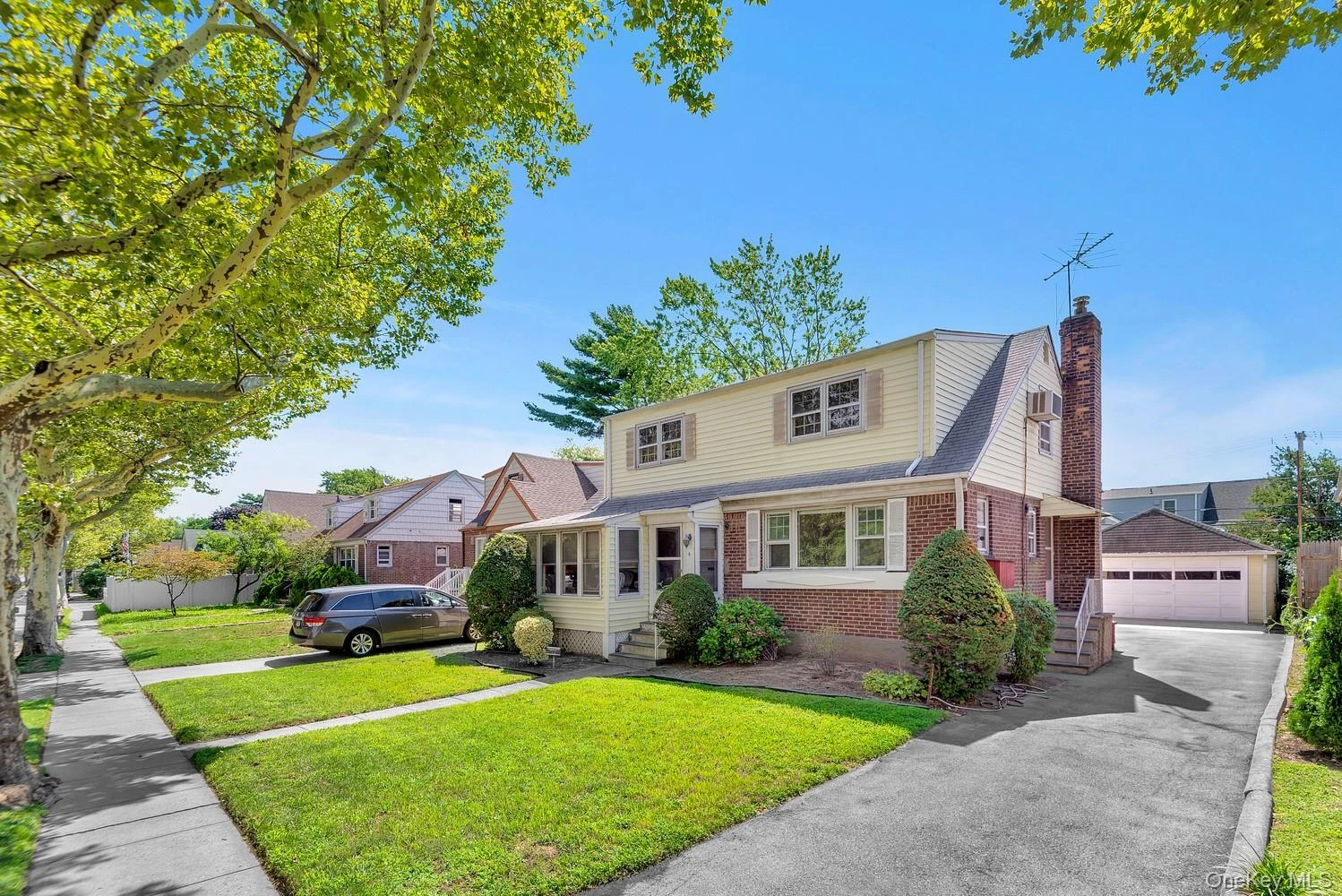 Photograph of 485 Peninsula Boulevard