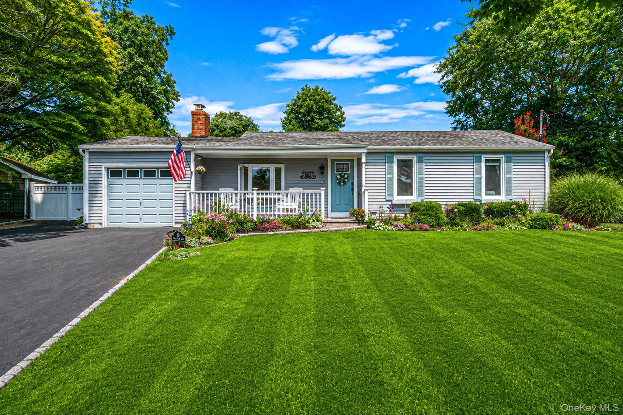 Photograph of 16 Pine Edge Drive