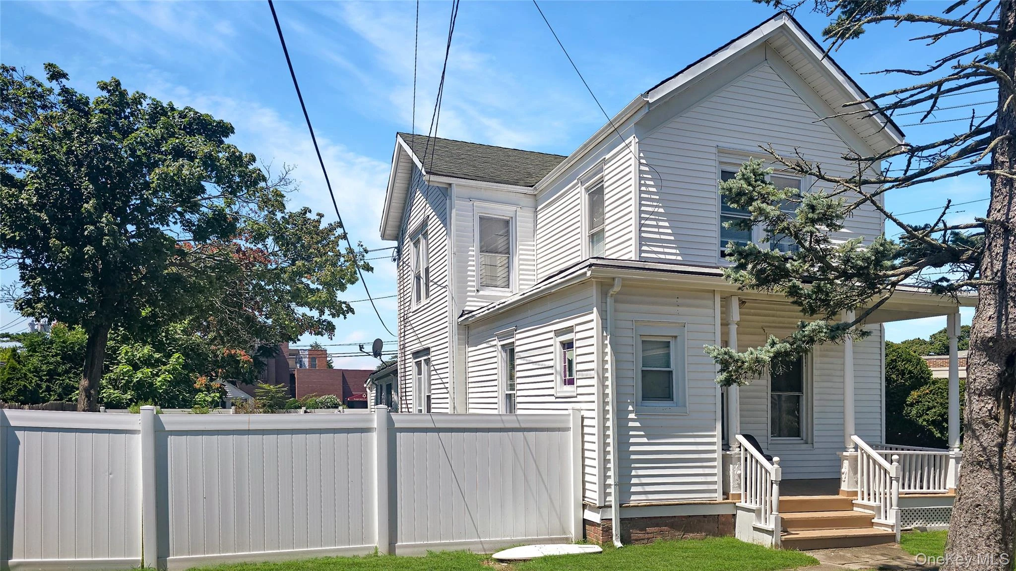 Photograph of 76 Oak Street